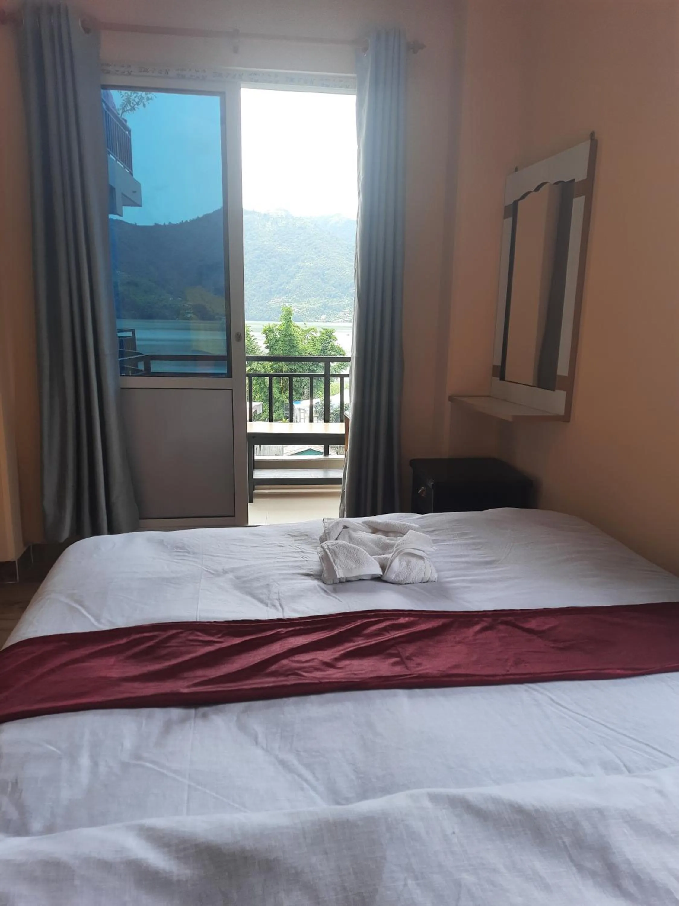 Bed in The Eagle Zone