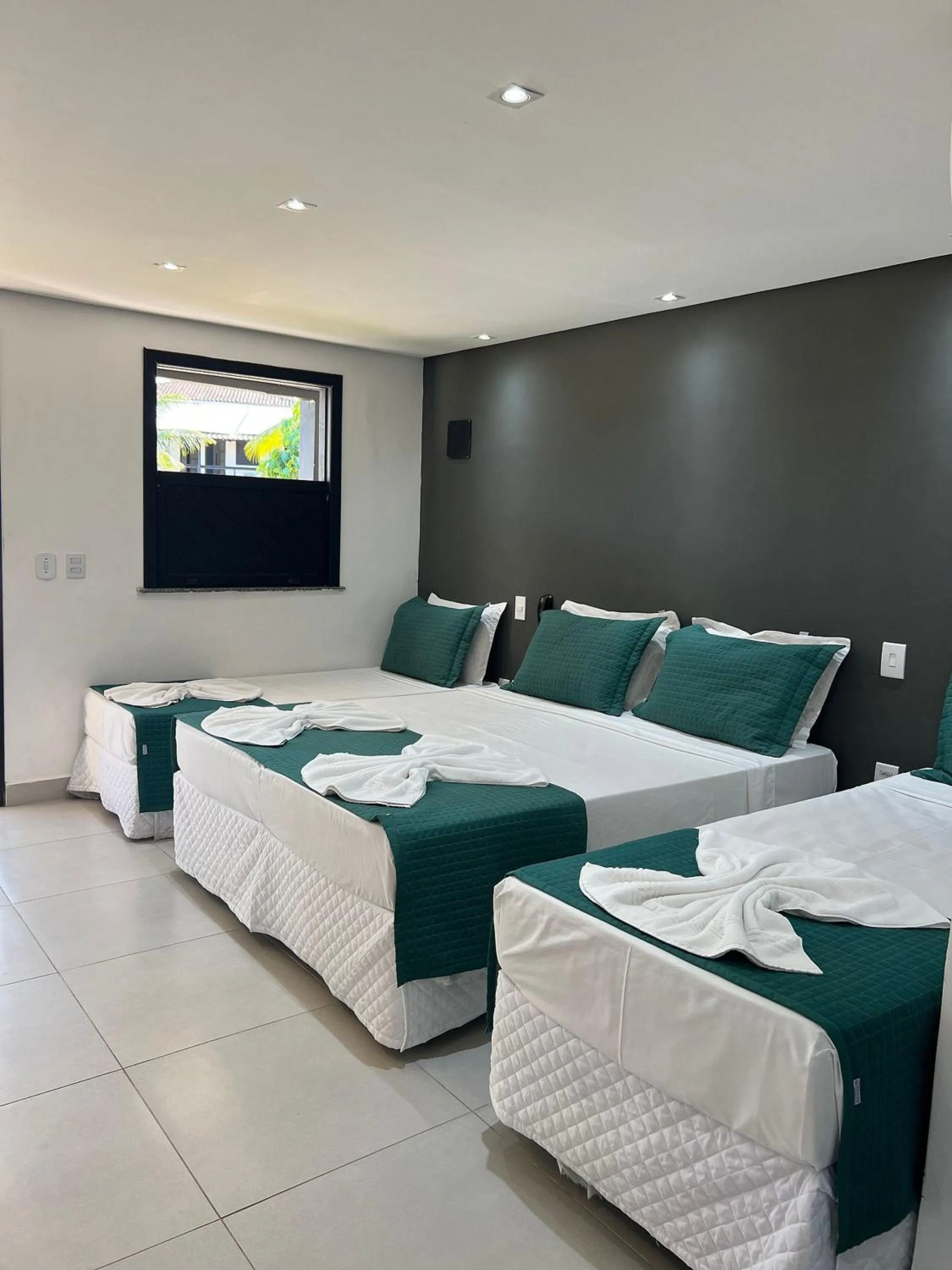 Bedroom, Bed in BEIRA MAR PRAIA HOTEL - ORLA - Praia de Taperapuan