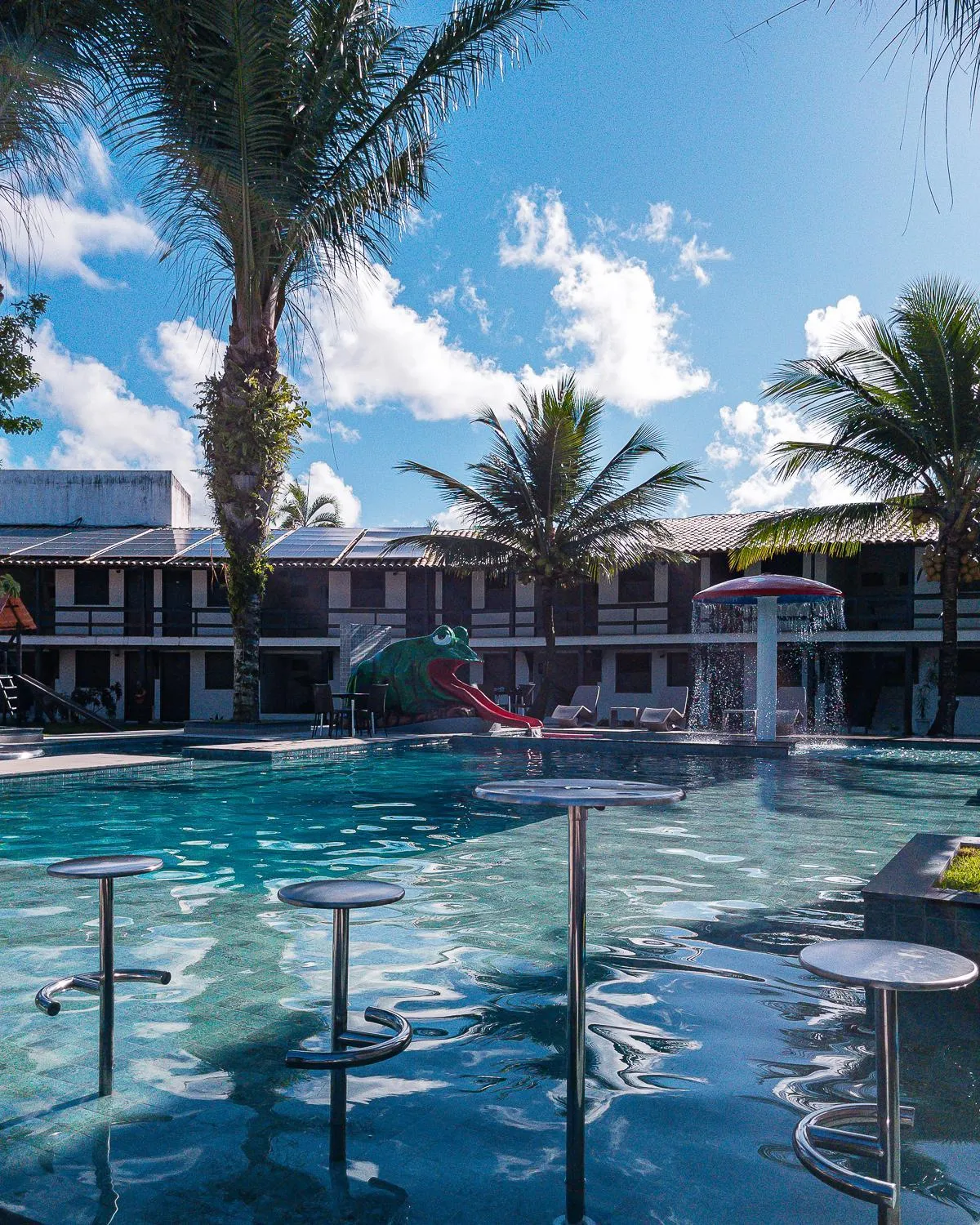 Facade/entrance in BEIRA MAR PRAIA HOTEL - ORLA - Praia de Taperapuan