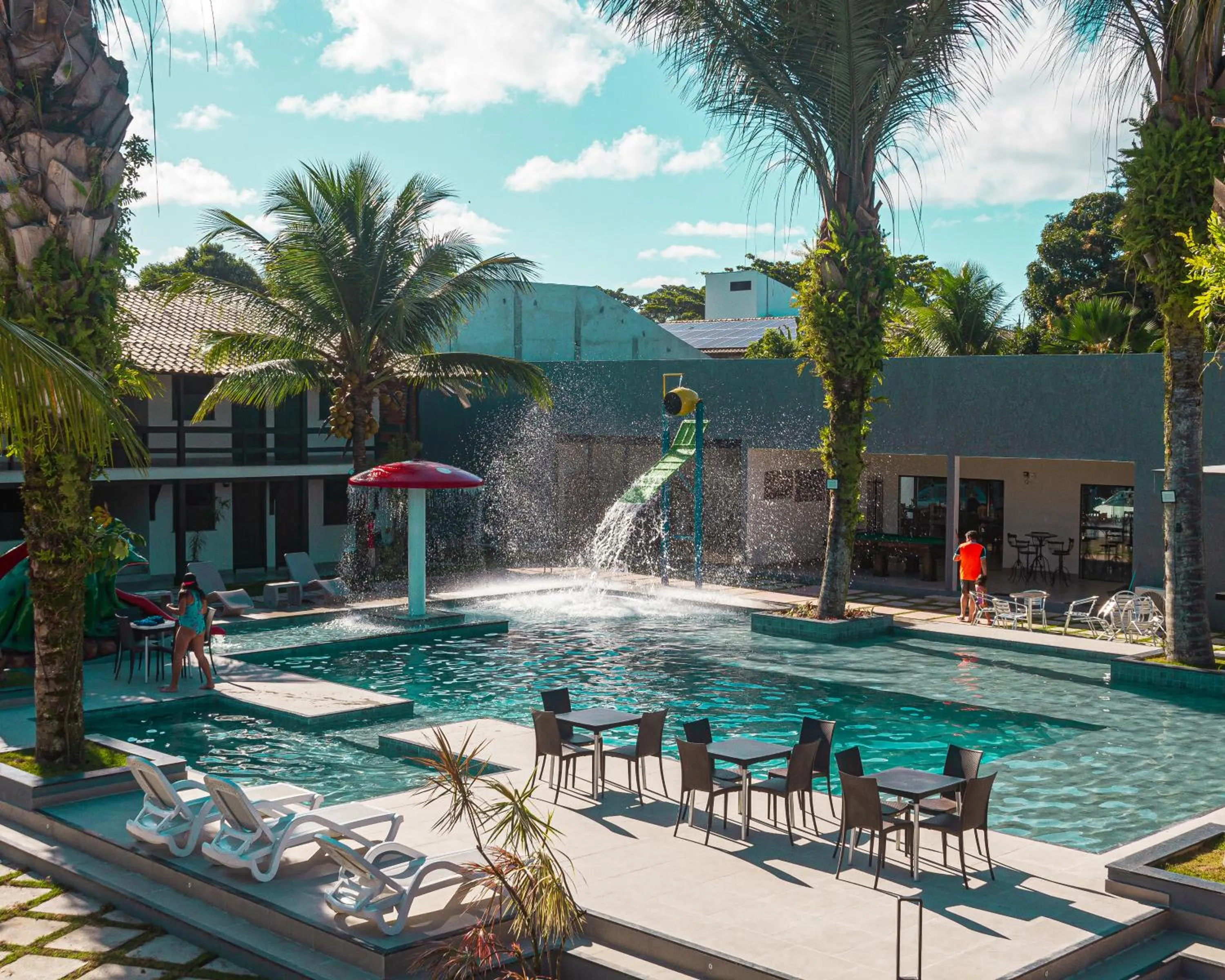 Property building in BEIRA MAR PRAIA HOTEL - ORLA - Praia de Taperapuan