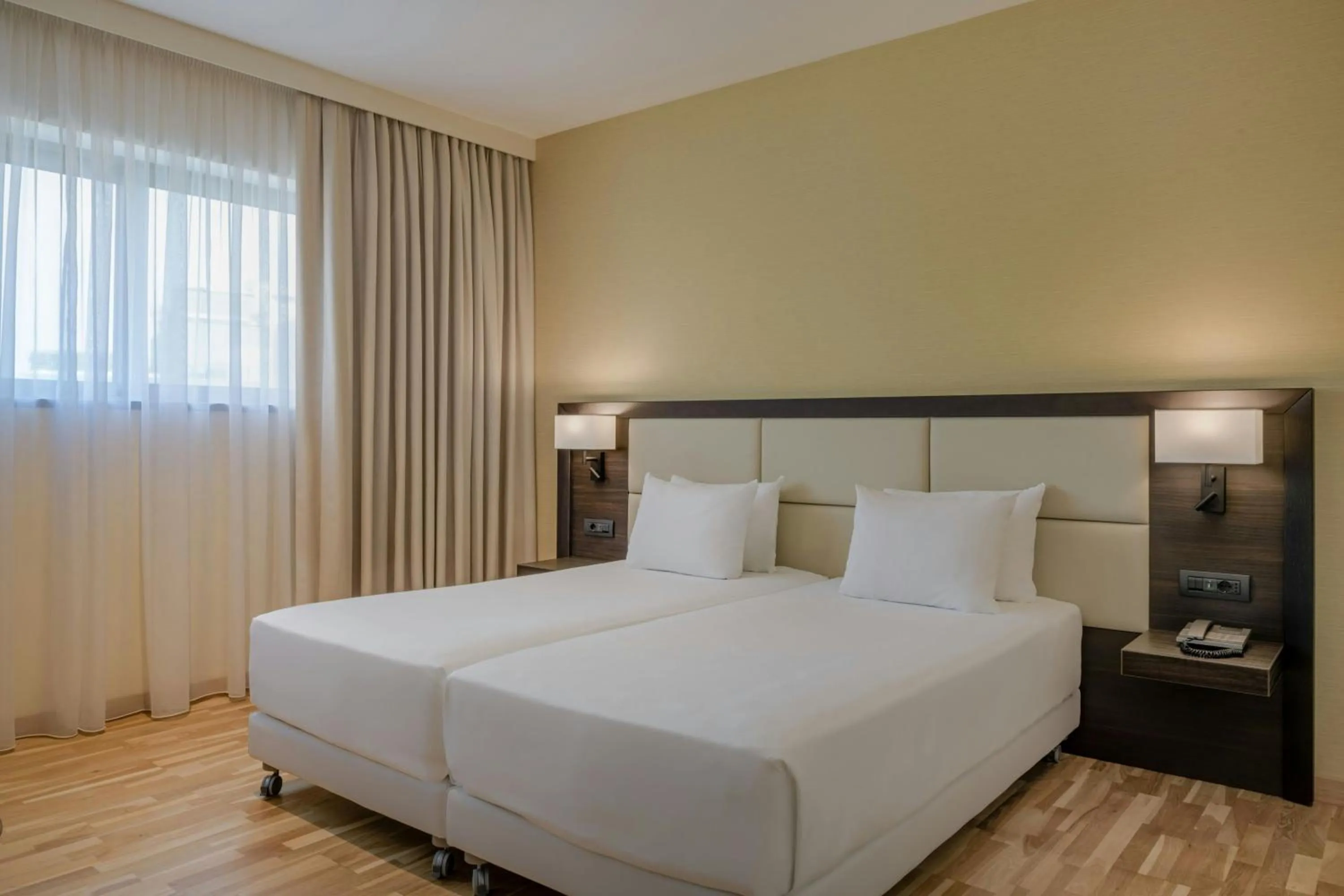 Photo of the whole room, Bed in AC Hotel by Marriott Milan Sesto