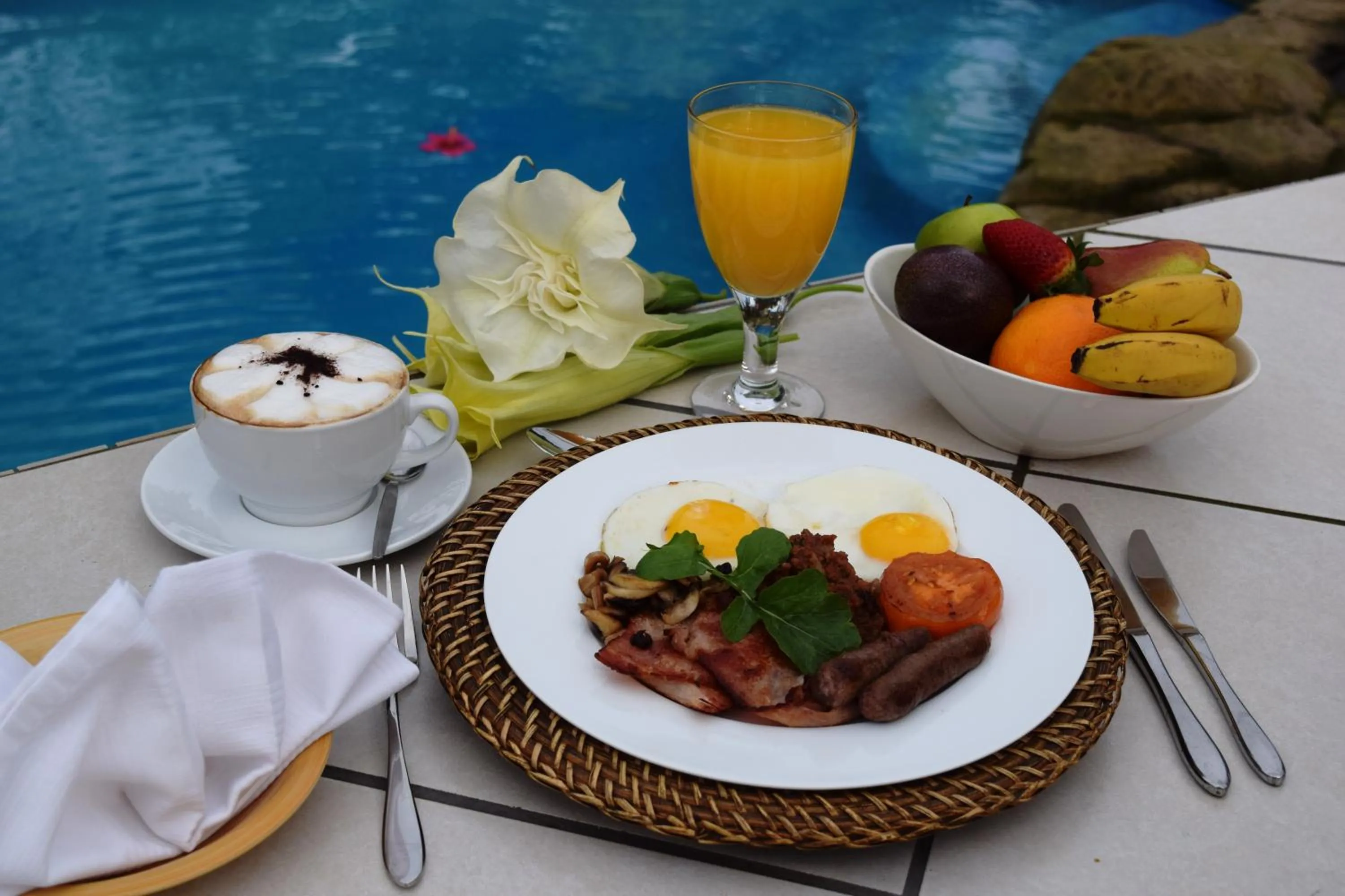 Breakfast in Pelican Lodge Guesthouse