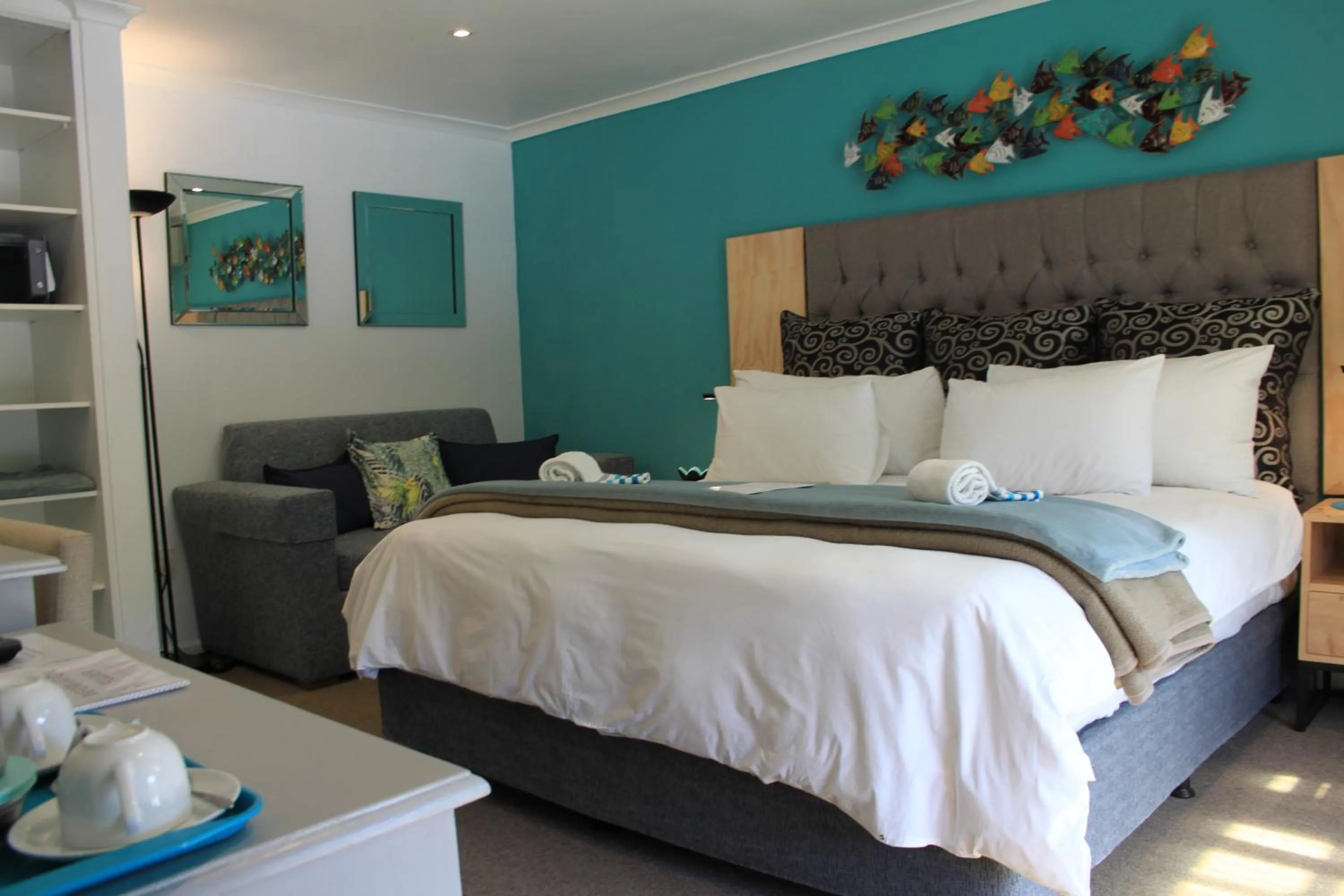 Bedroom, Bed in Pelican Lodge Guesthouse