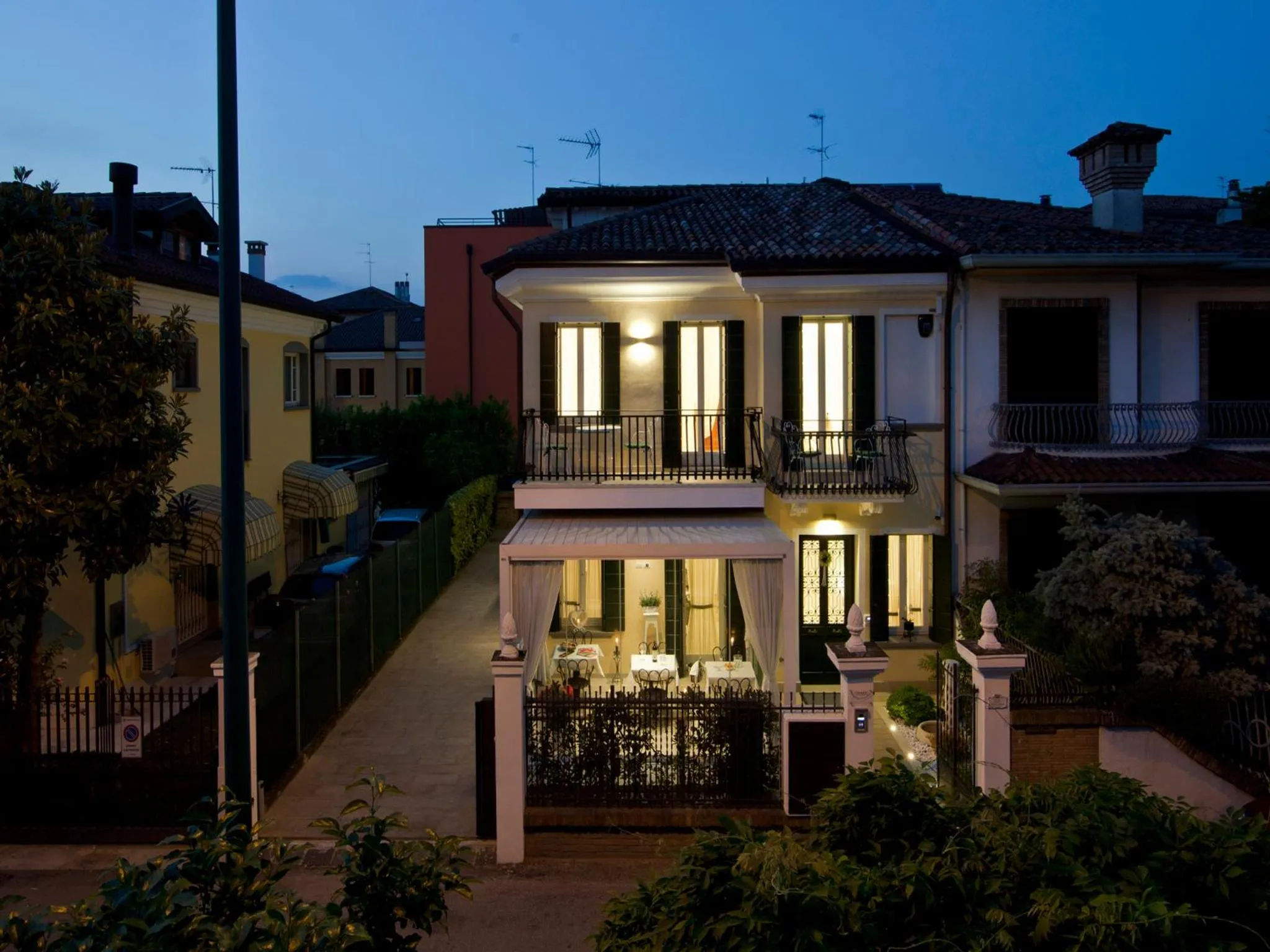 Facade/entrance in Chiara - Lodge