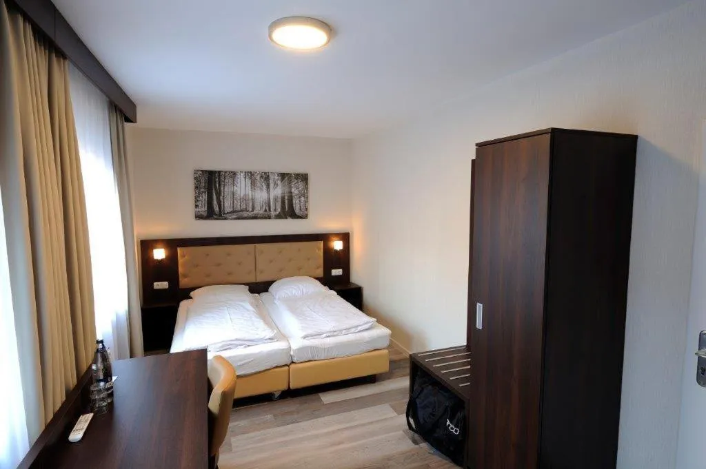 Bed in Hotel zur Post