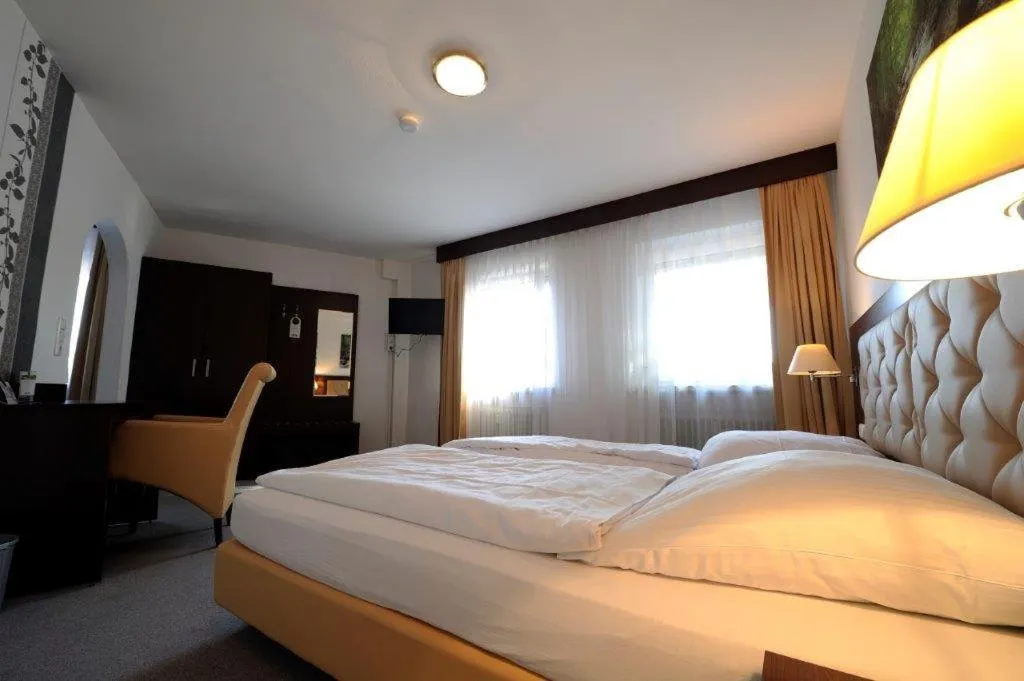 Bed in Hotel zur Post