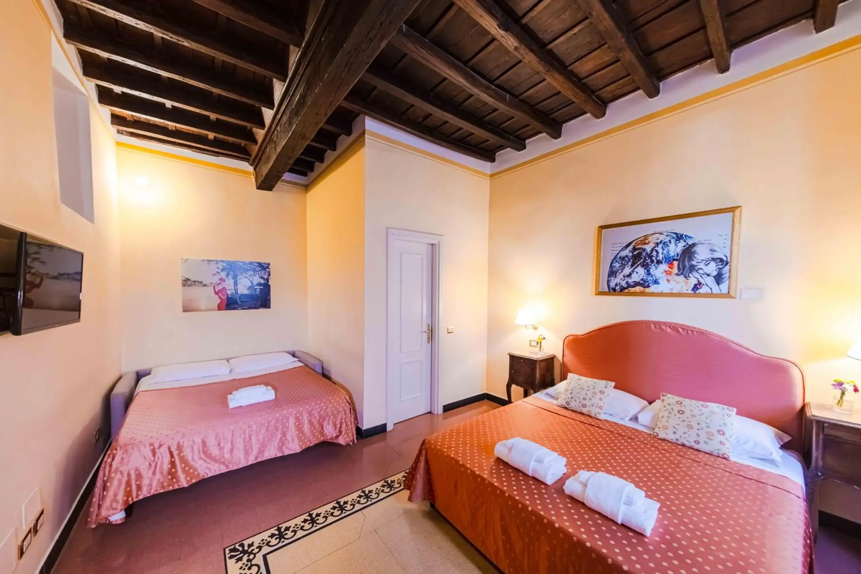 Quadruple Room in Casa De' Fiori Quadruple Room in Casa De' Fiori