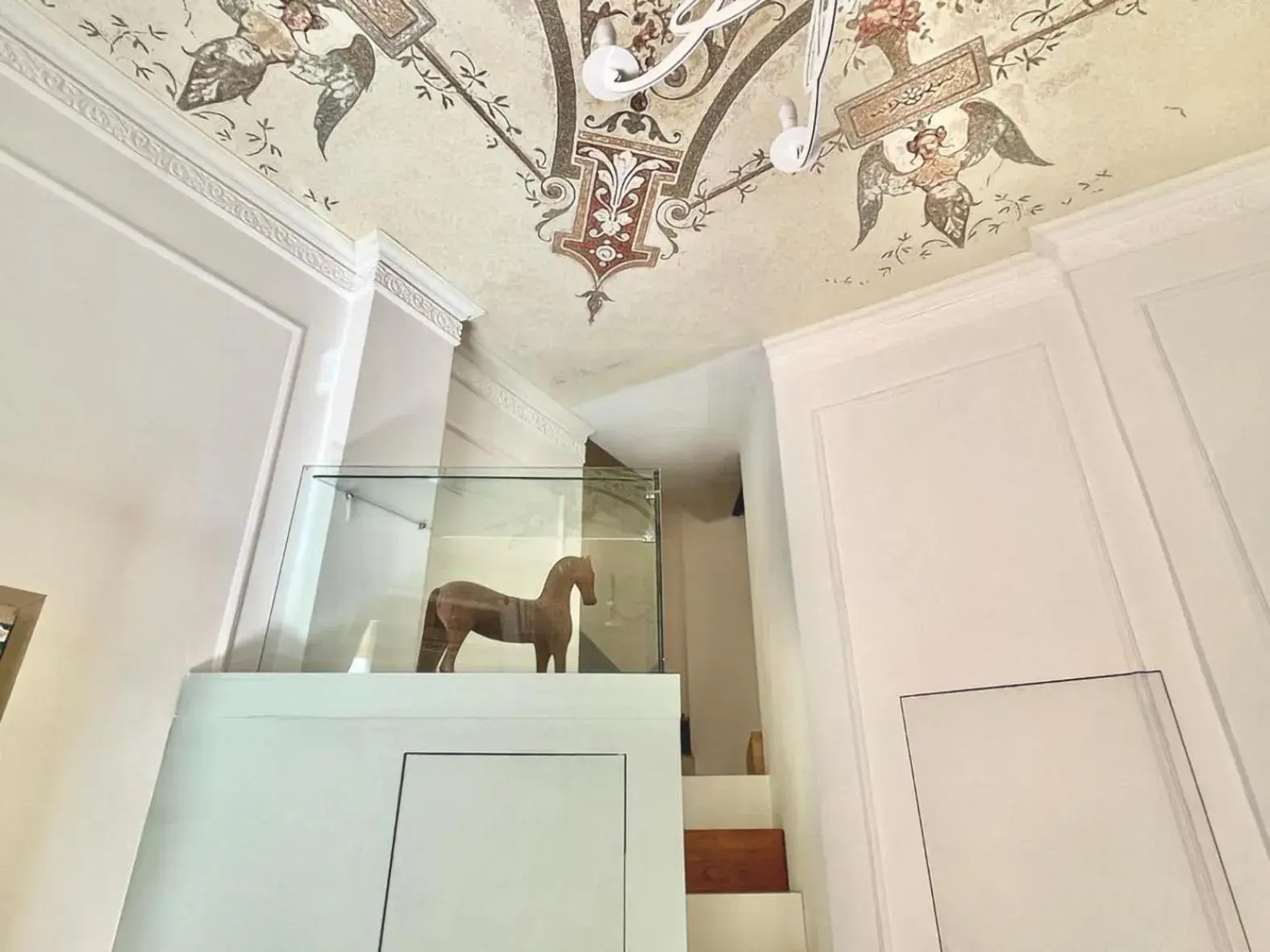 Loft in Happy Family Apartments Cairoli Studio Loft in Happy Family Apartments Cairoli Studio