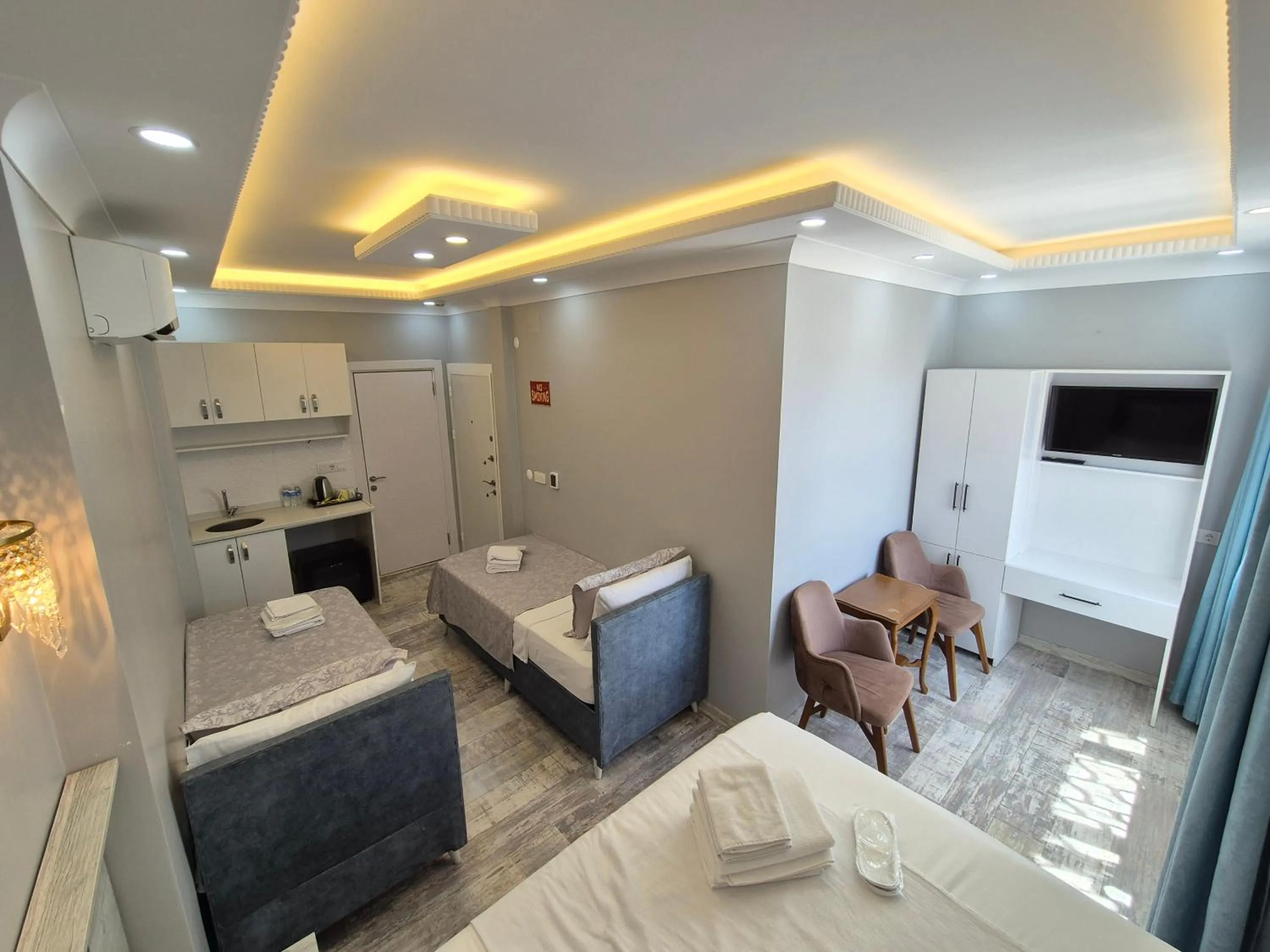 Photo of the whole room in VERSECA HOTEL