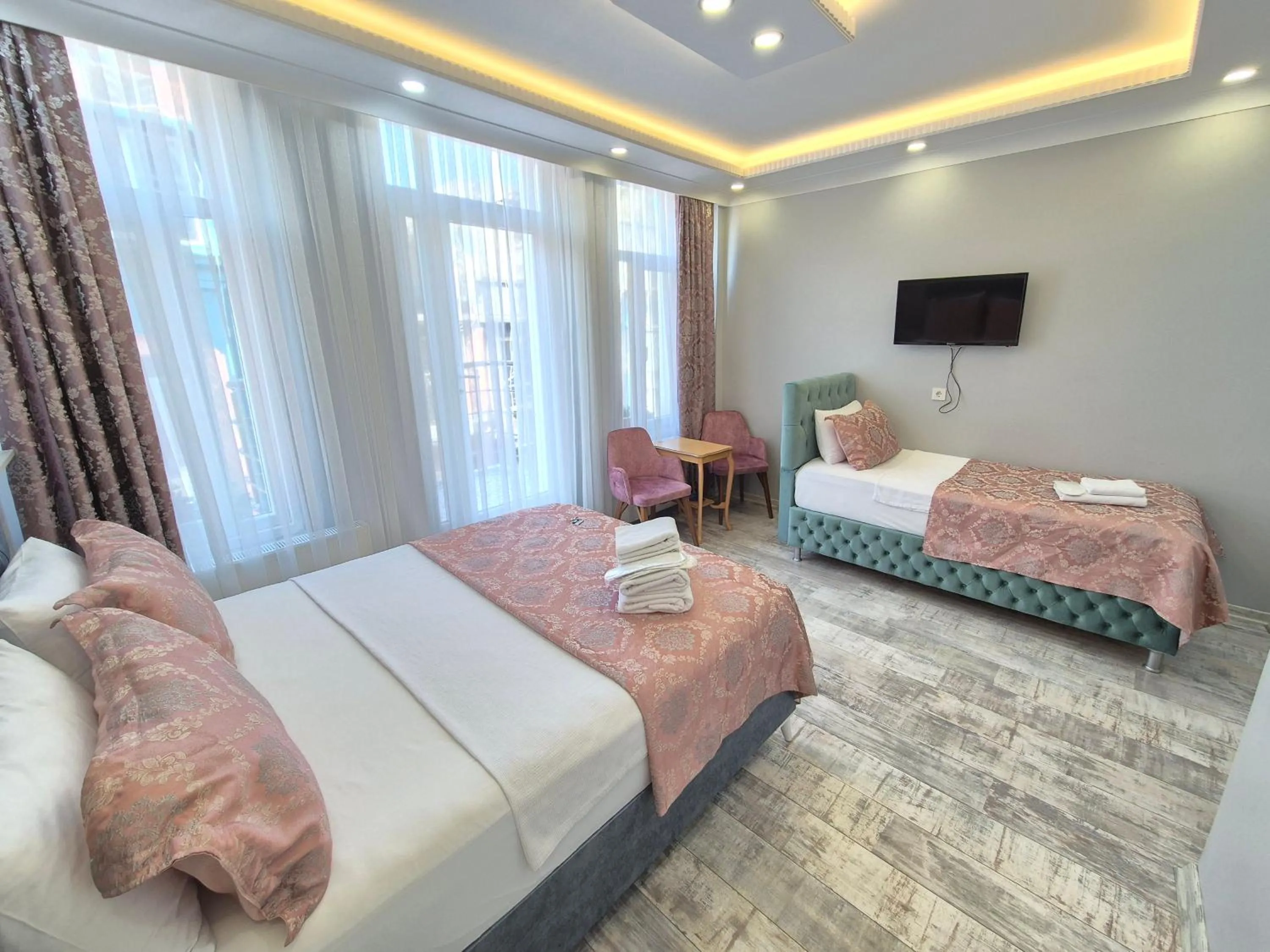 Photo of the whole room, Bed in VERSECA HOTEL