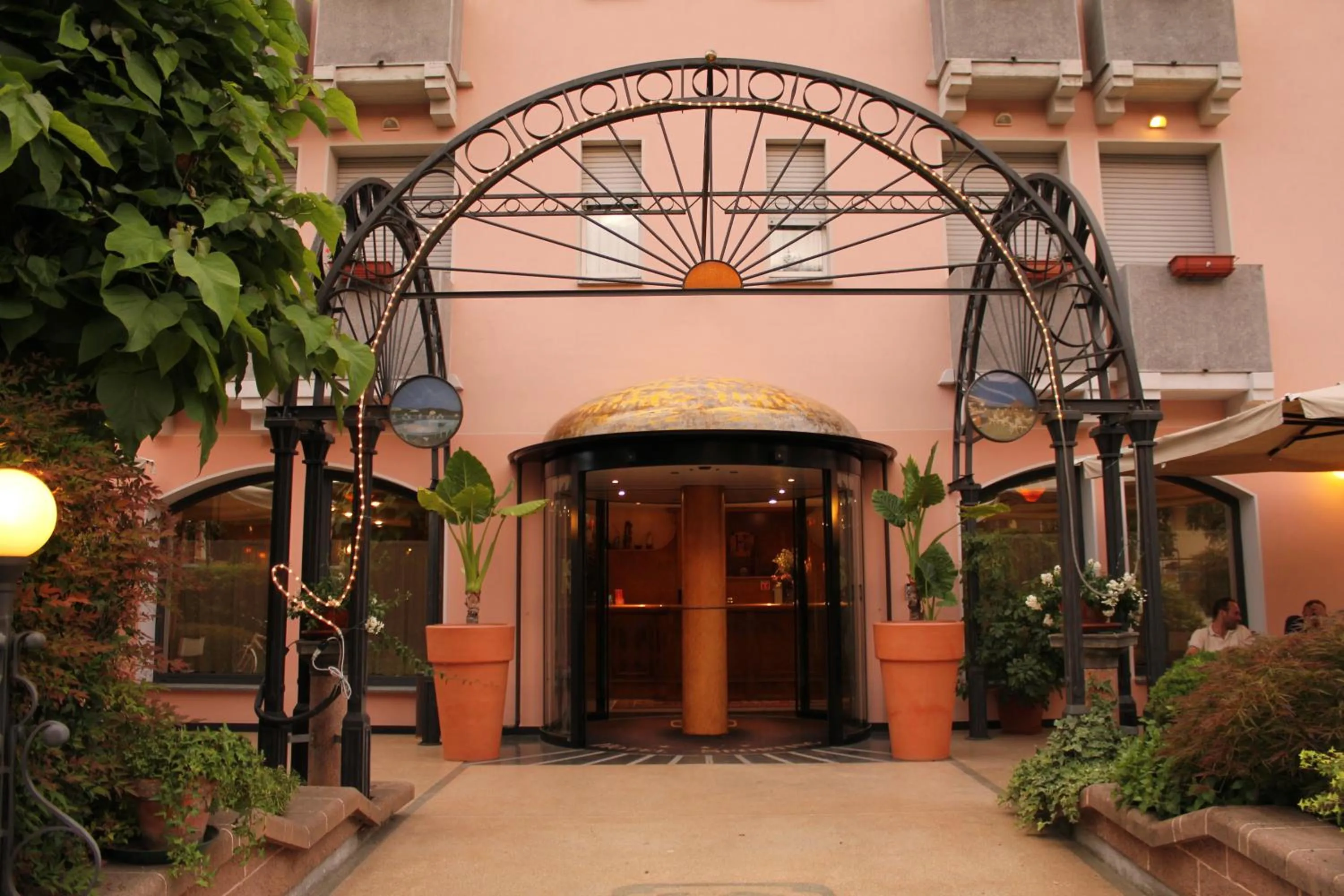 Facade/entrance in Hotel Sporting