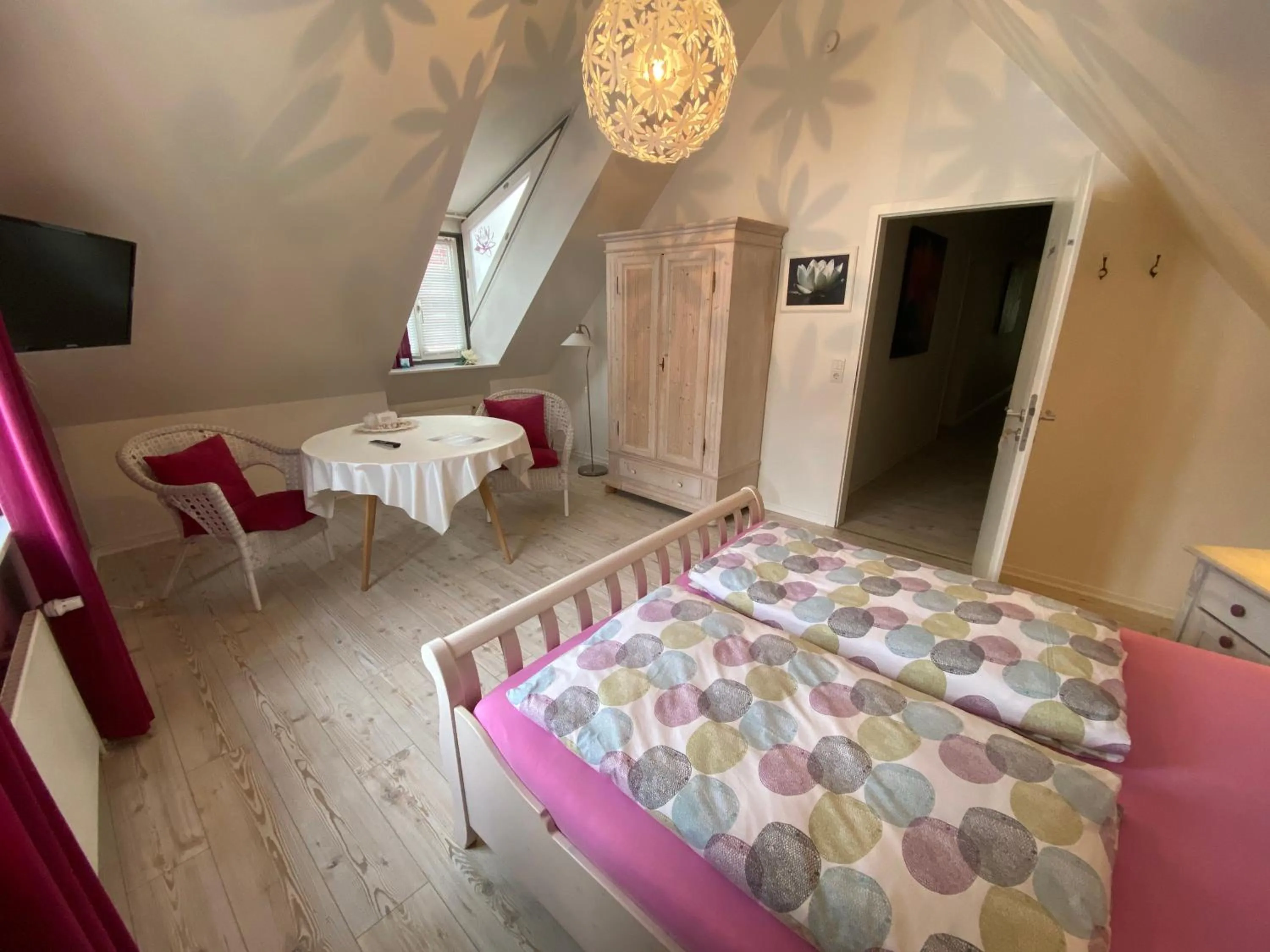 Photo of the whole room, Bed in Gästehaus Lavendel