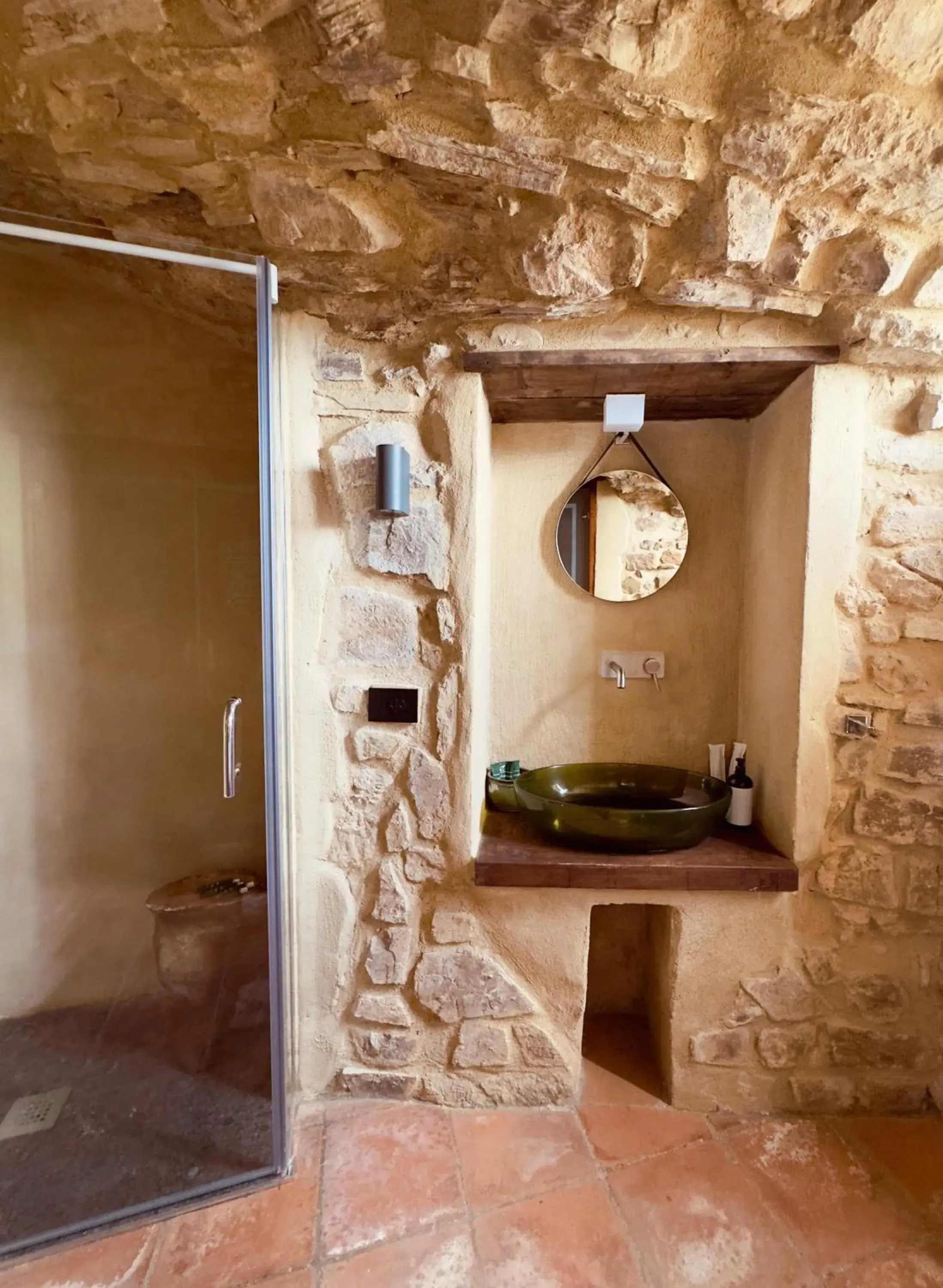 Suite with Hot Tub - single occupancy in Castello di Rocca Cilento Suite with Hot Tub - single occupancy in Castello di Rocca Cilento