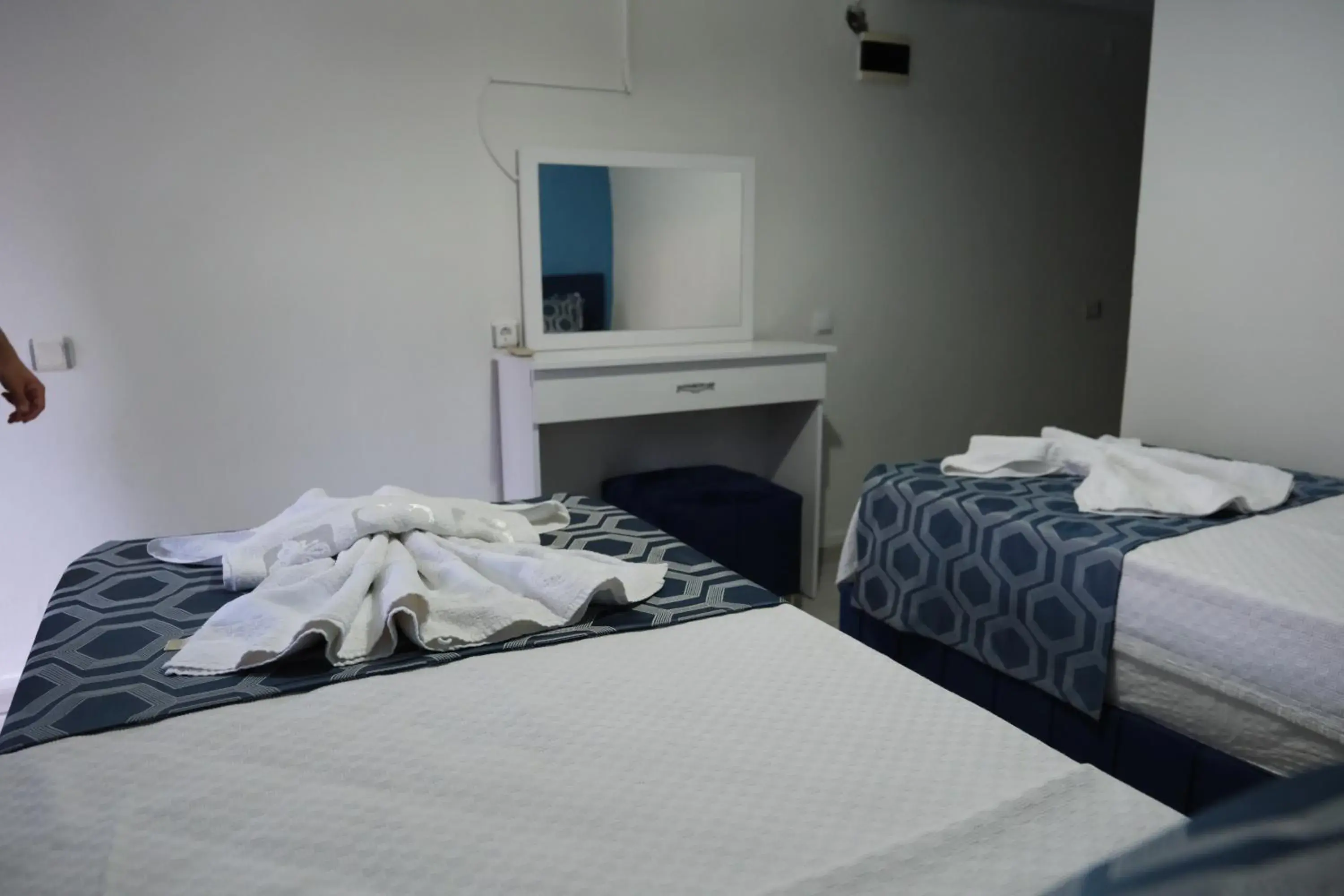 Double or Twin Room with Pool View in Artemis Yörük Hotel - Pamukkale Denizli Double or Twin Room with Pool View in Artemis Yörük Hotel - Pamukkale Denizli