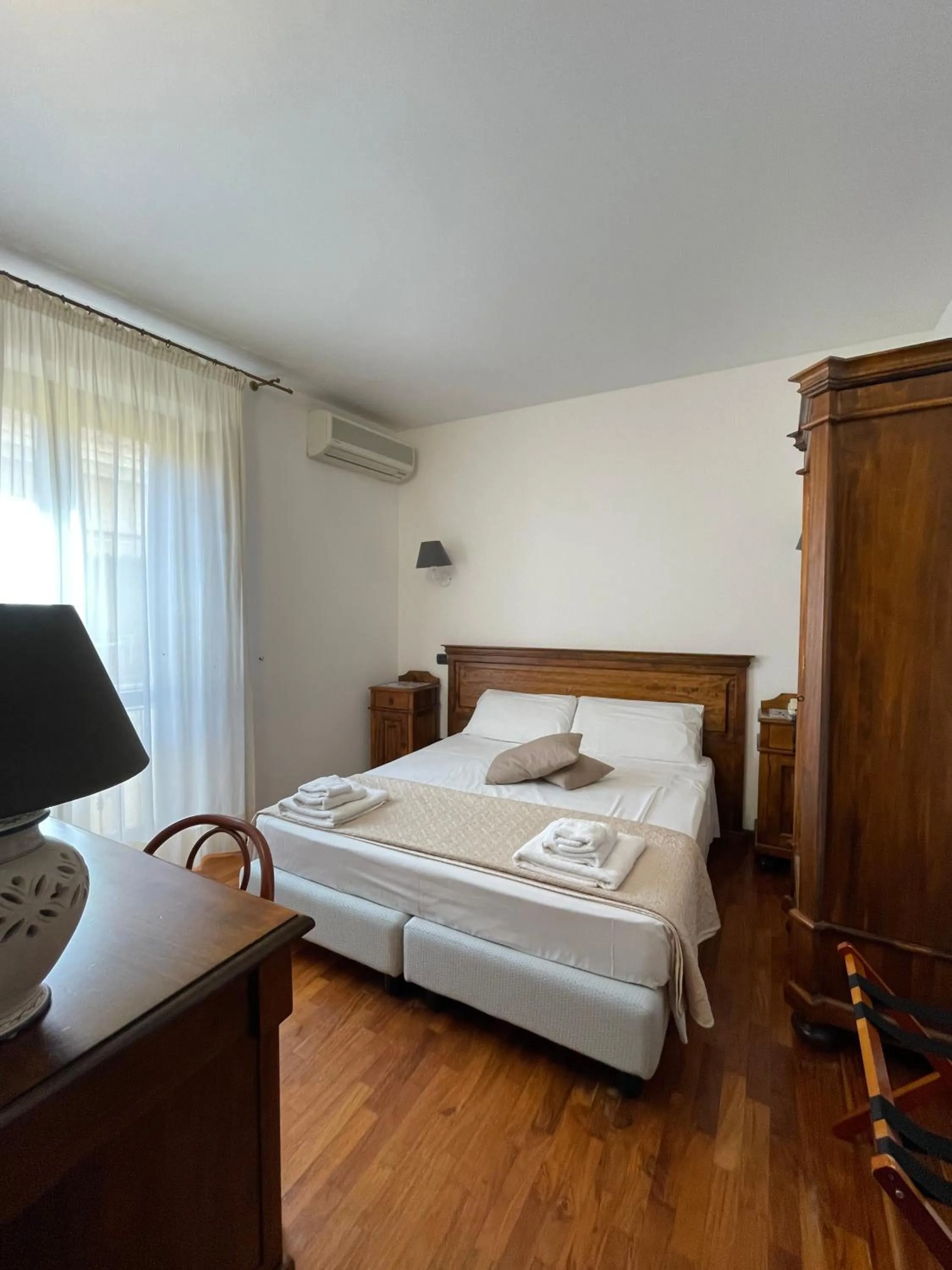 Bed in Hotel La Piazzetta