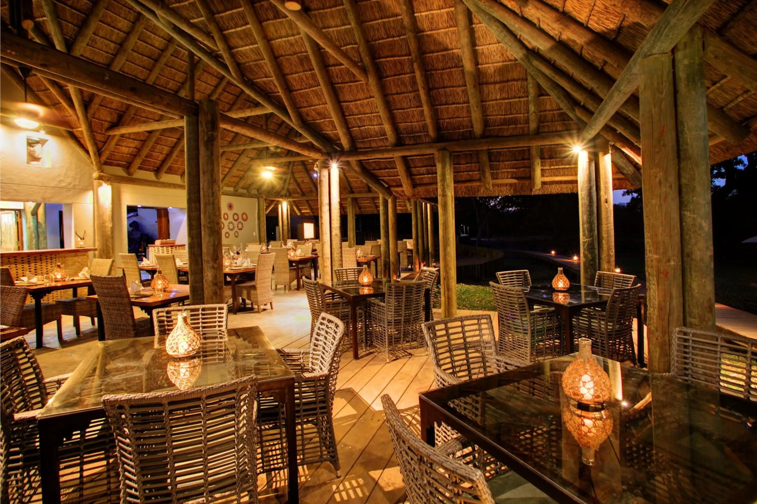 Restaurant/places to eat in Fathala Wildlife Reserve