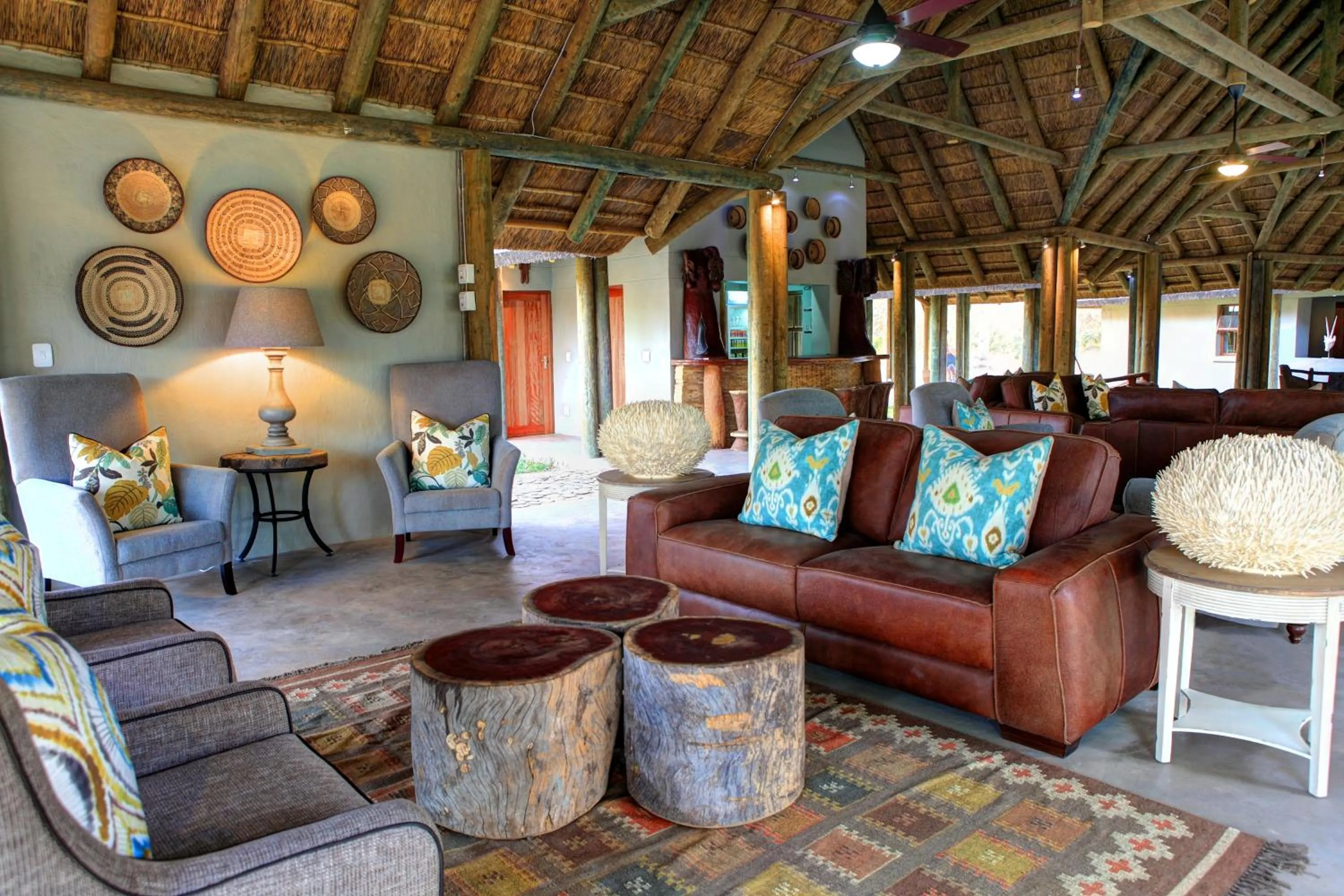 Lounge or bar in Fathala Wildlife Reserve