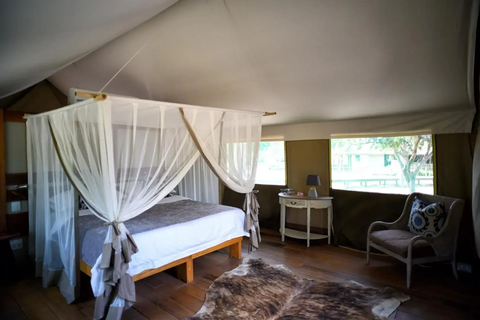 Photo of the whole room, Bed in Fathala Wildlife Reserve Photo of the whole room, Bed in Fathala Wildlife Reserve