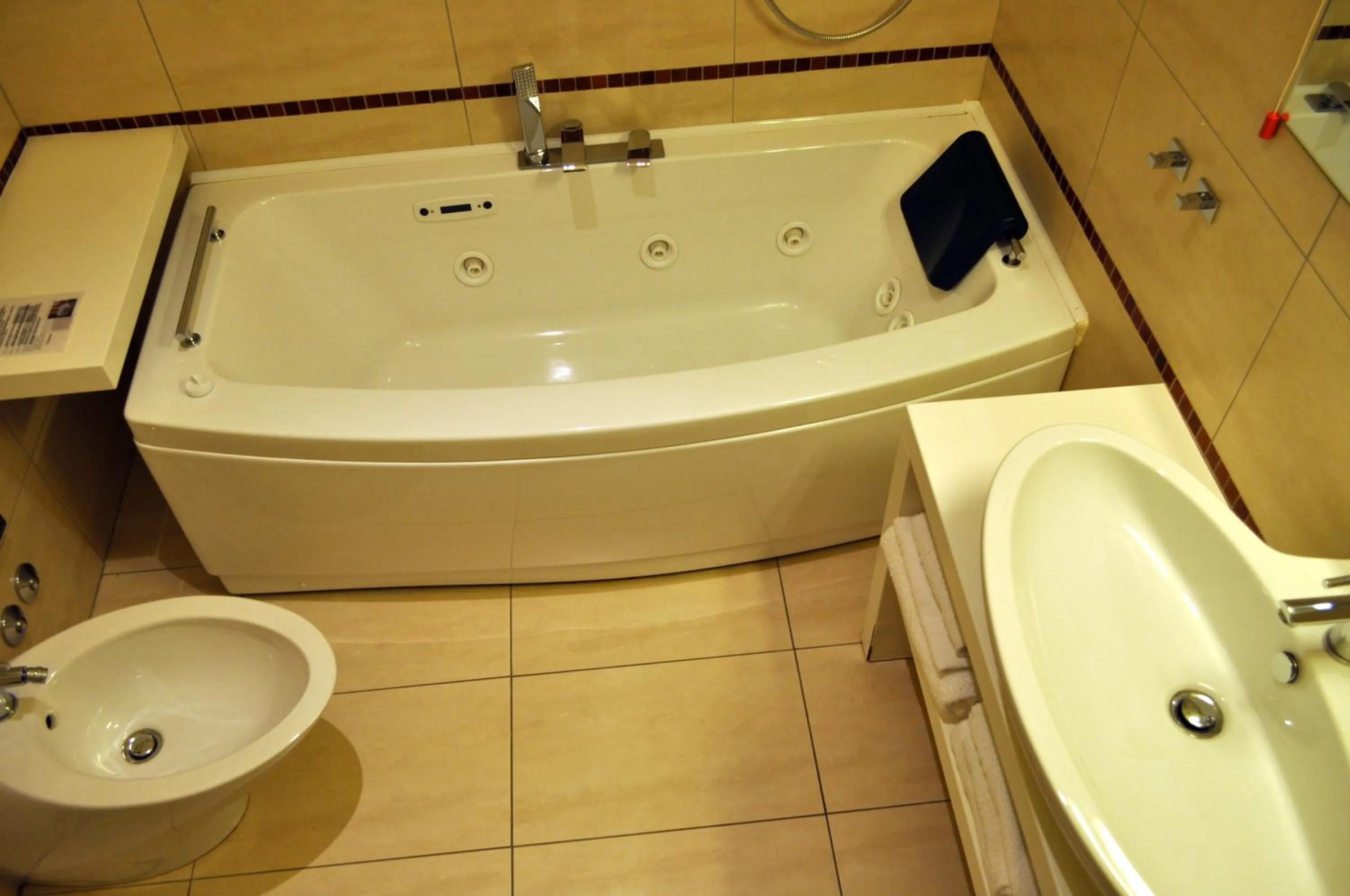 Bathroom in Albergo Sant'Emidio