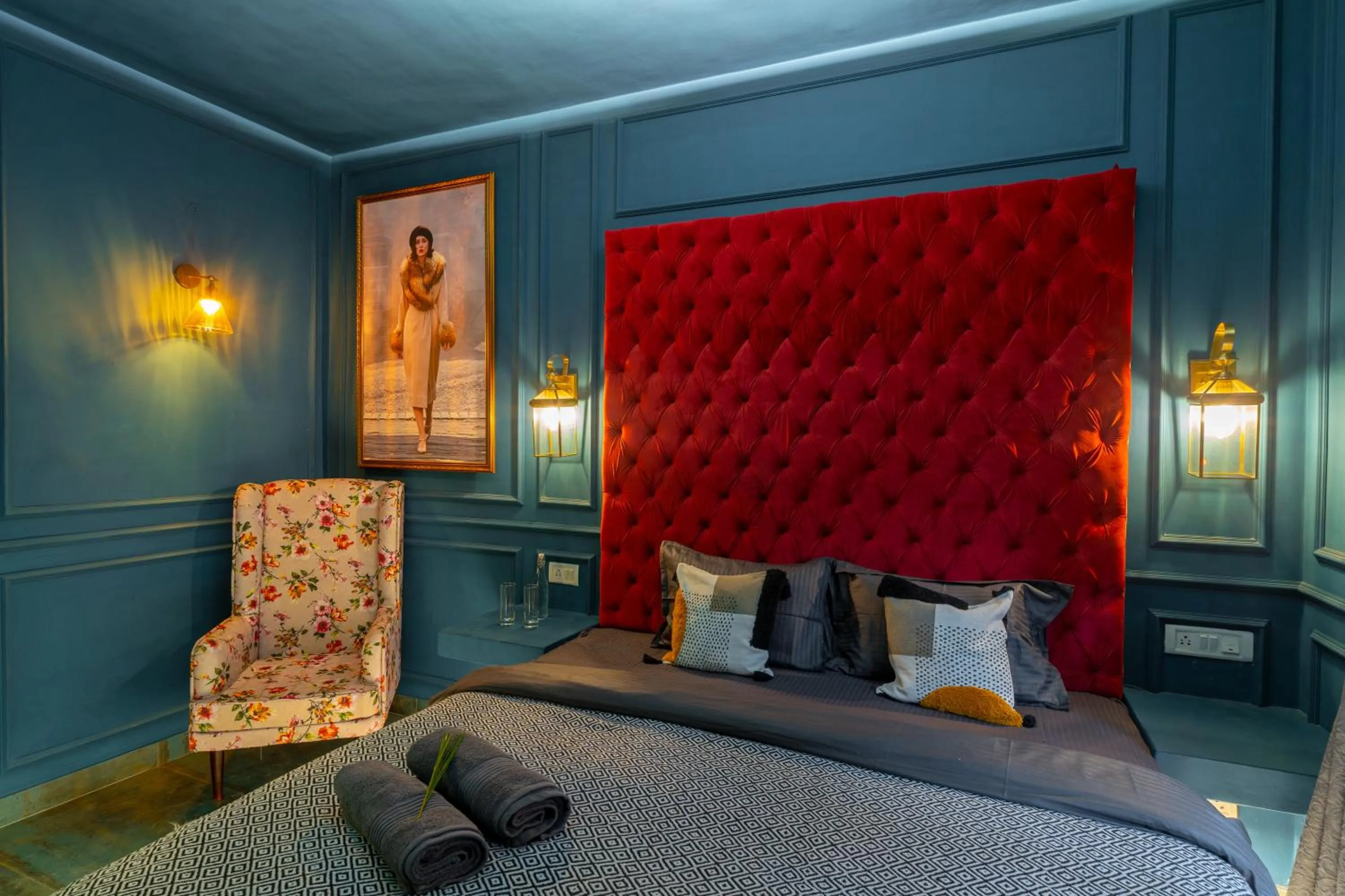 Photo of the whole room, Bed in Whoopers Boutique Hotel, Anjuna