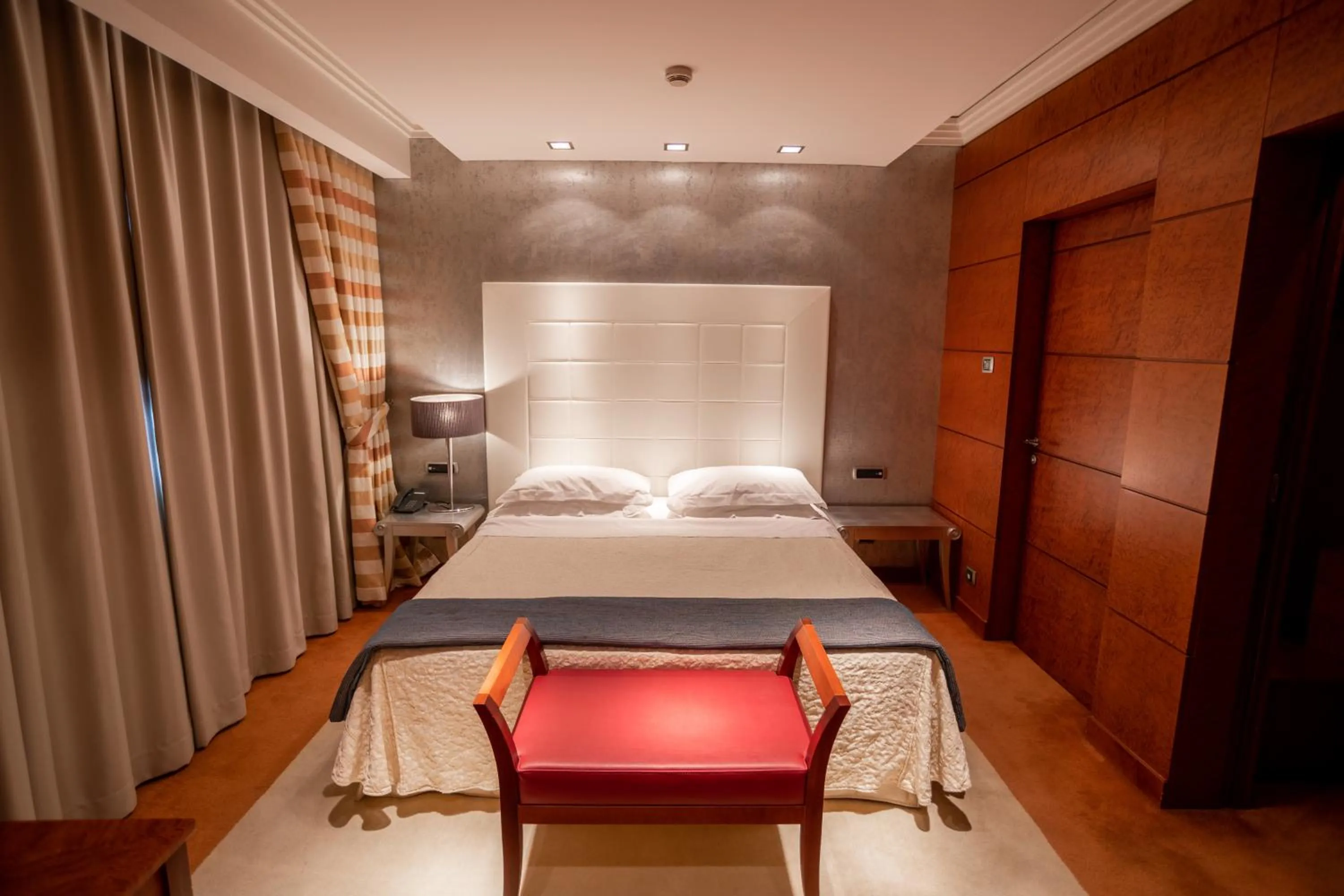 Bed in Papillo Hotels & Resorts Roma