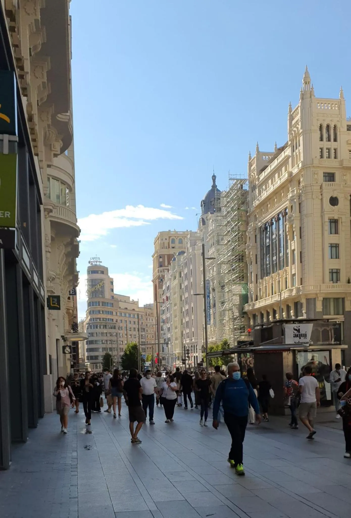 Street view in Gran Vía. Salud. Puerta del Sol. Callao.