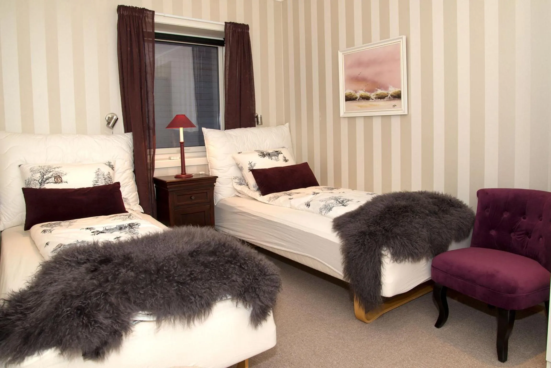 Photo of the whole room in Arctic Panorama Lodge