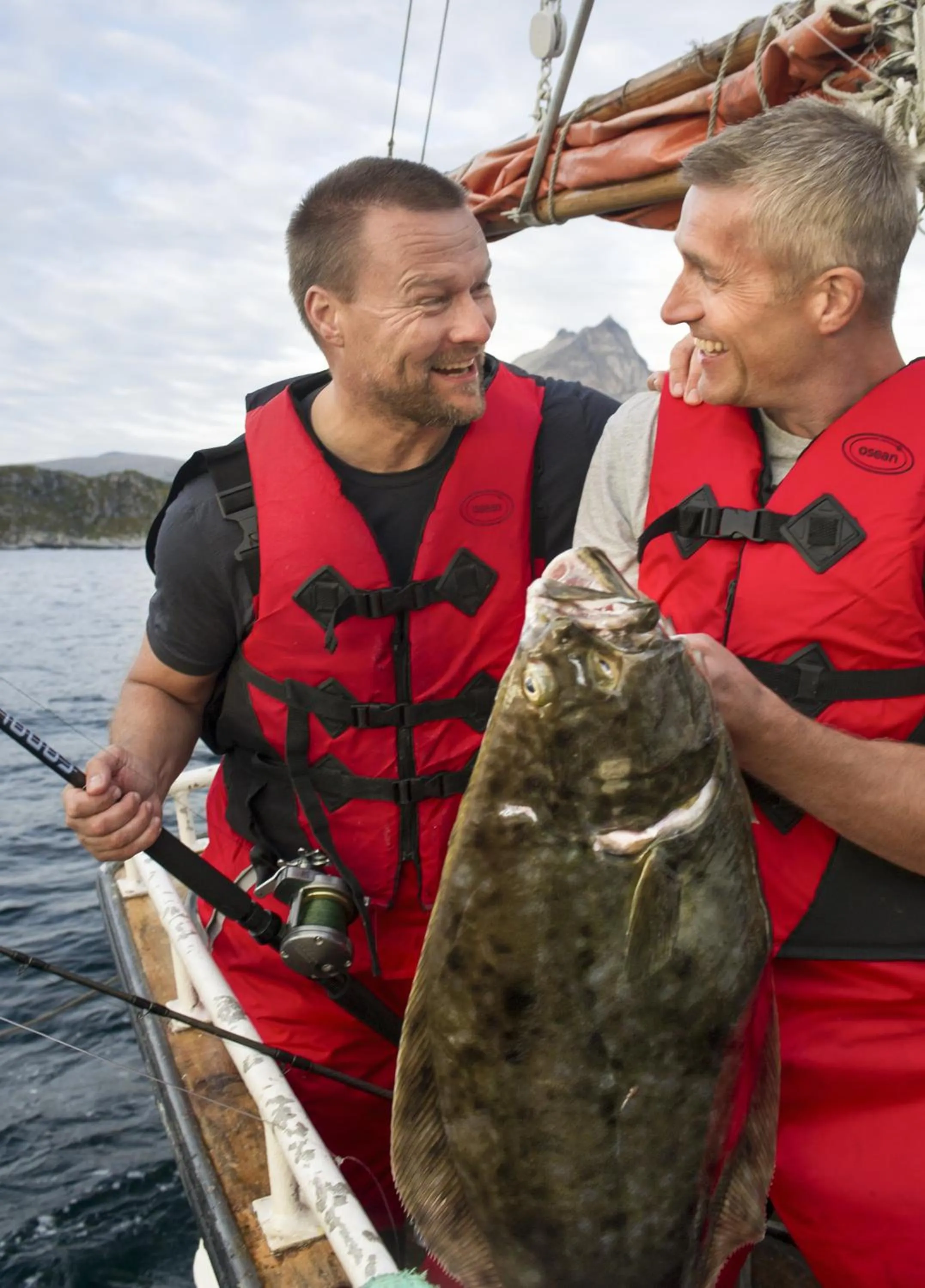 People in Arctic Panorama Lodge