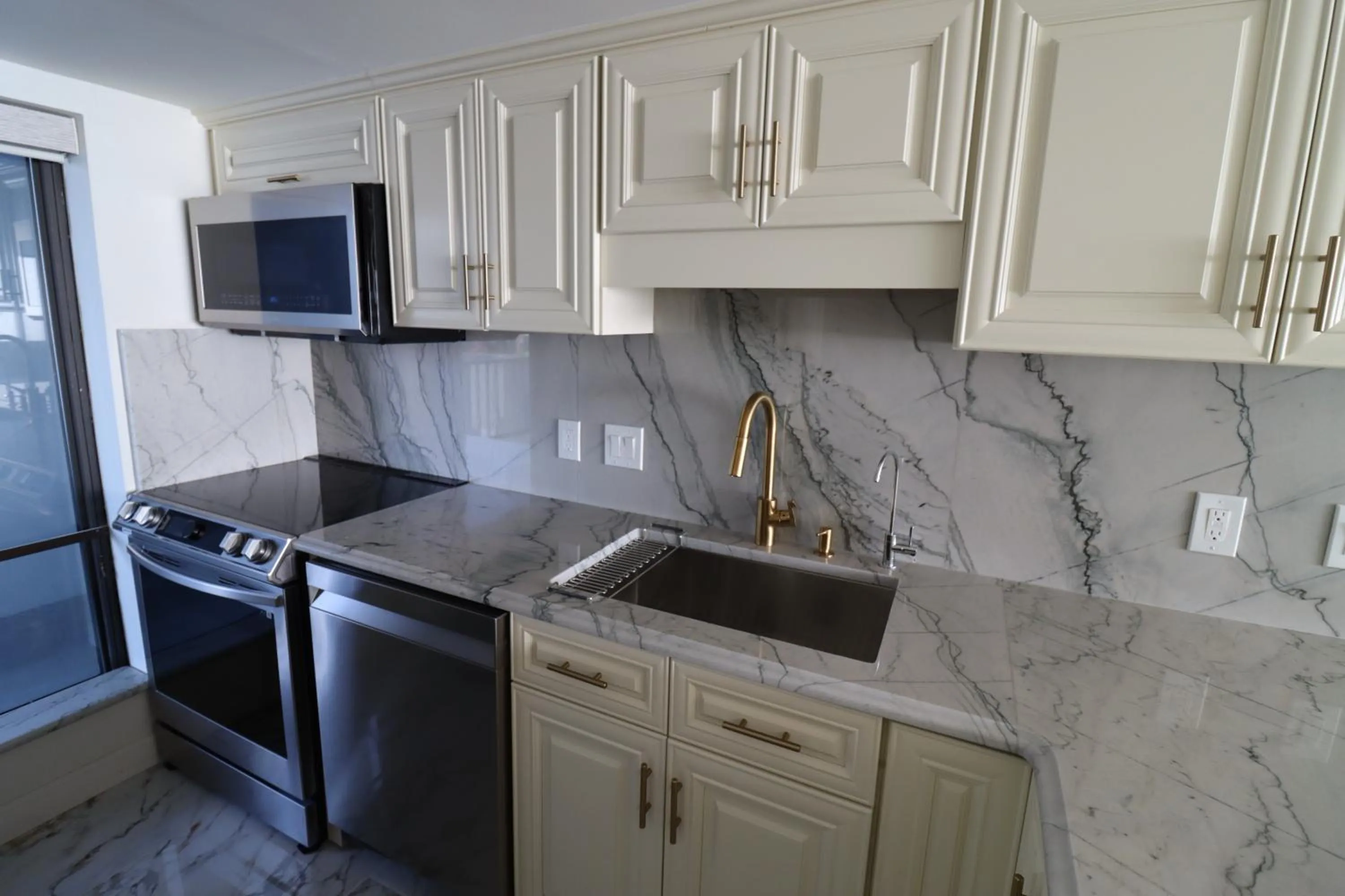 kitchen in Beach Luxury Oceanfront