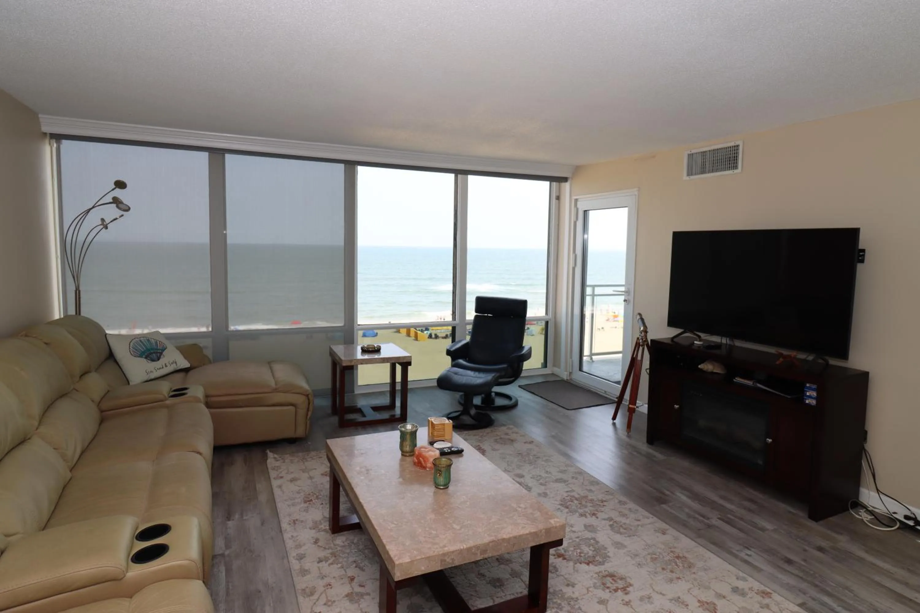TV and multimedia in Beach Luxury Oceanfront