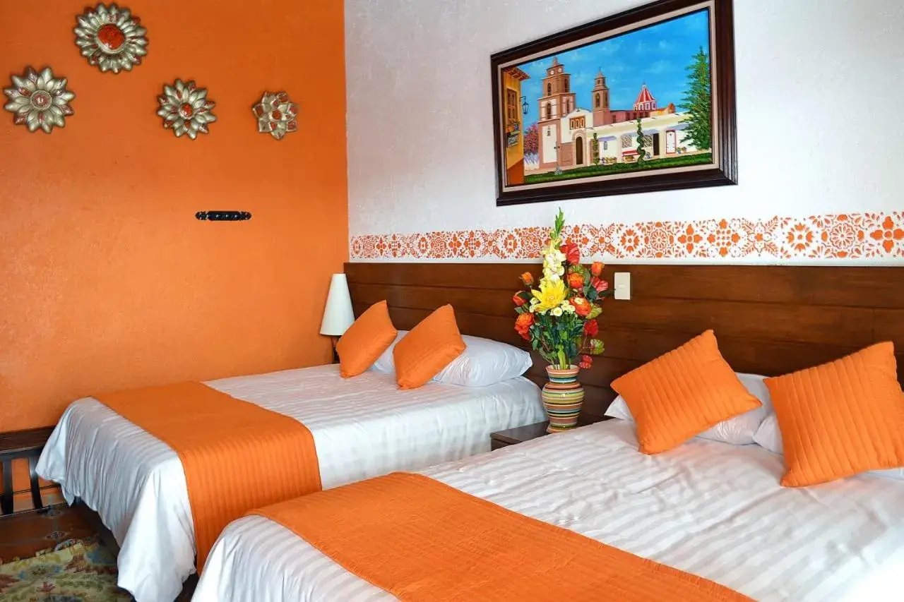 Twin Room in La Casona Pirámides Twin Room in La Casona Pirámides