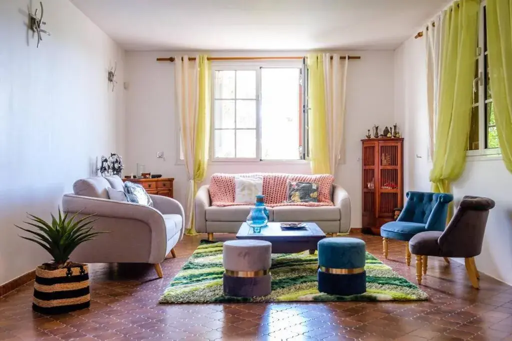 Grande villa avec piscine Grande villa avec piscine