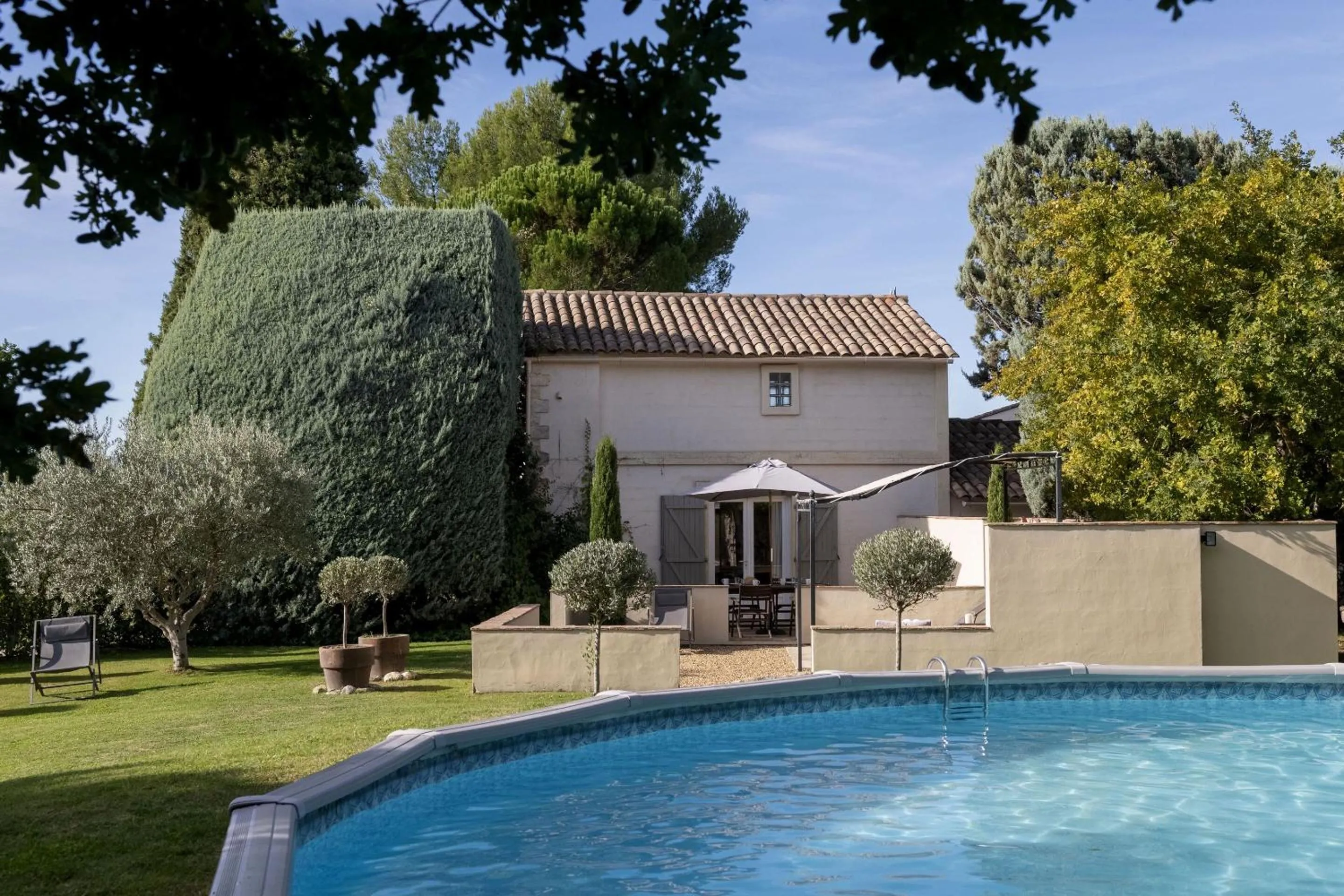 Pool view in Mas De Rosemarie