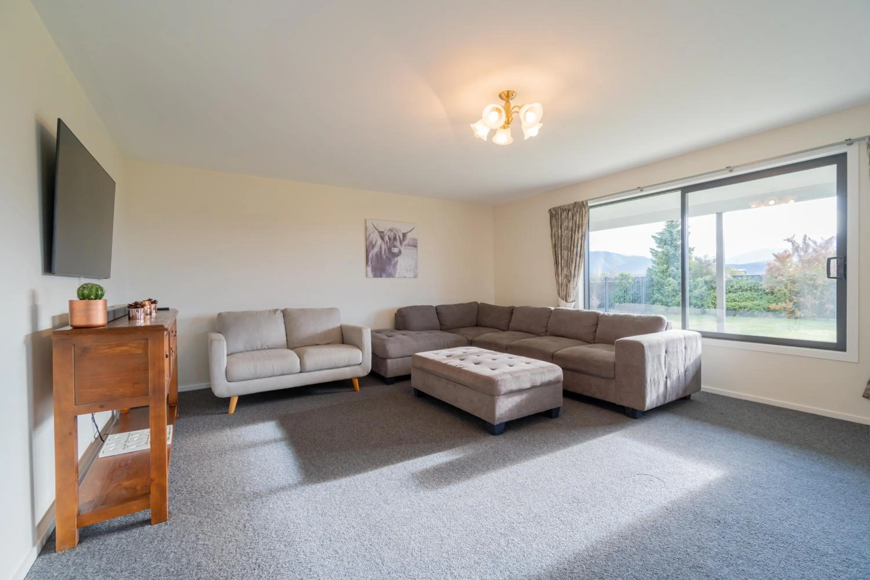 Acheron Homestead - Te Anau Holiday Home