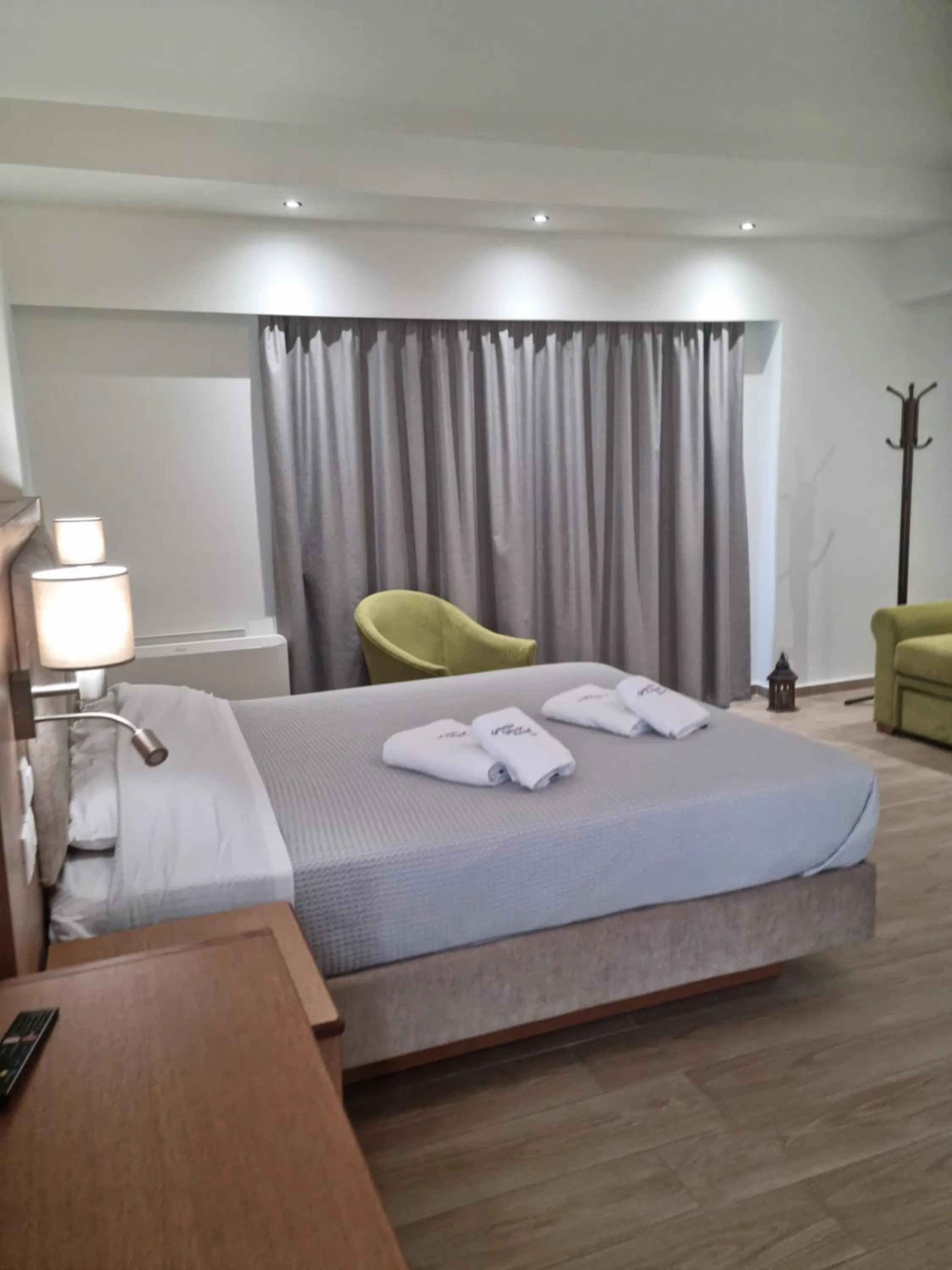 Property building, Bed in Giannis Village Resort