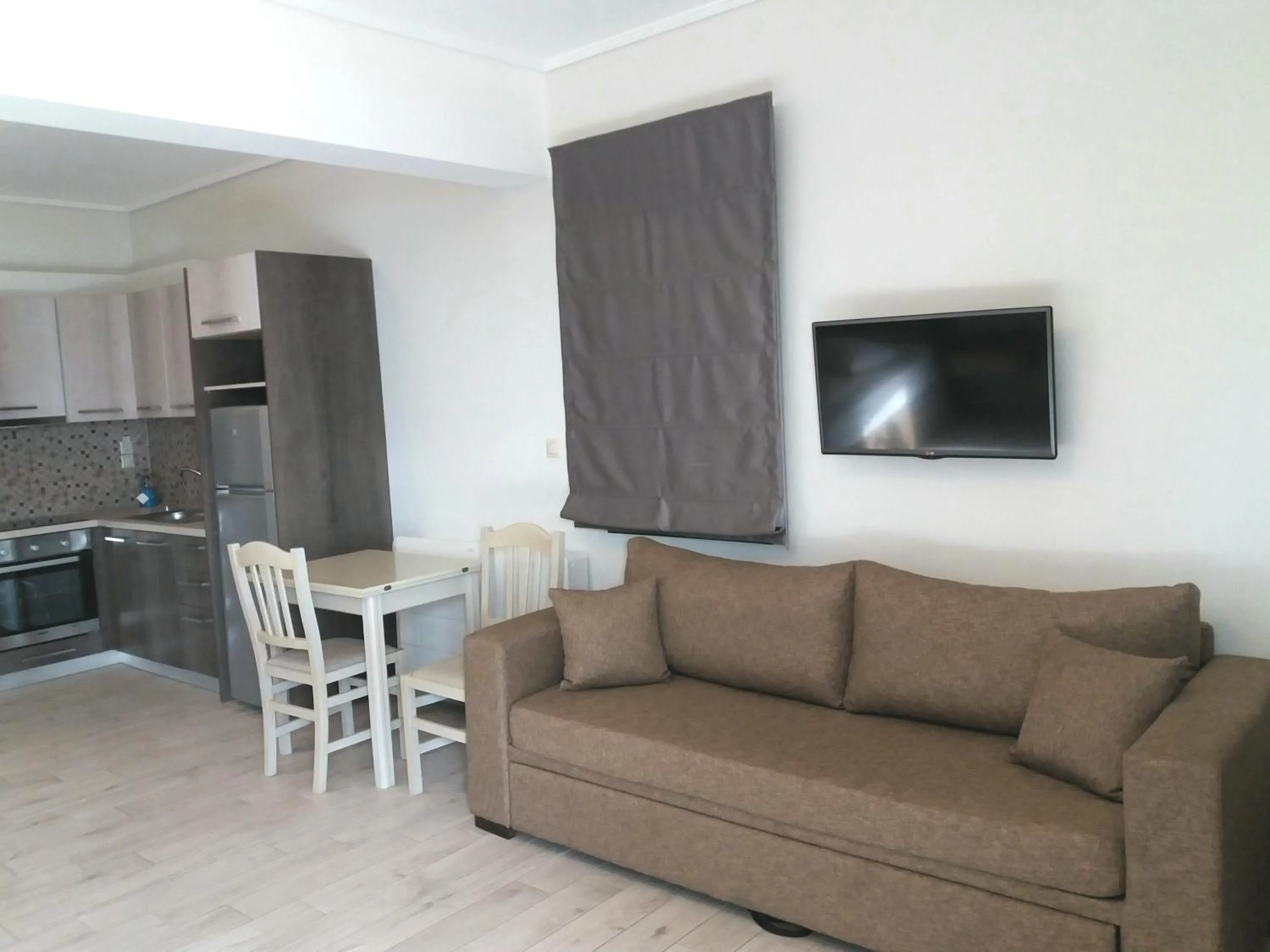 Kitchen or kitchenette in Giannis Village Resort