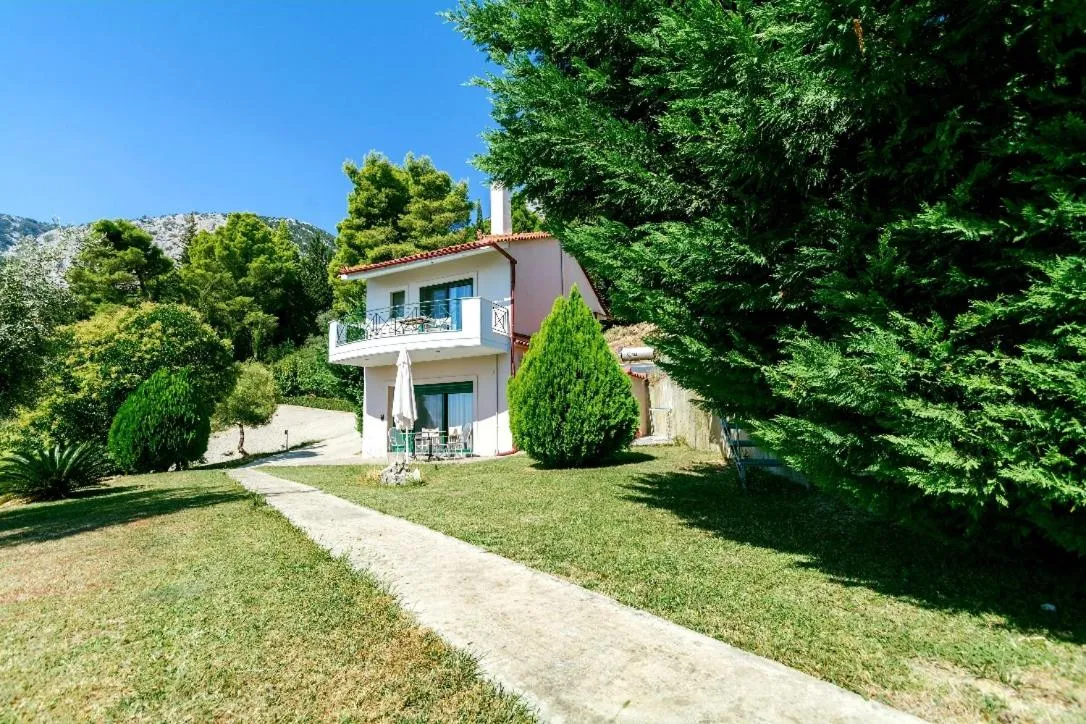 Property building in Giannis Village Resort