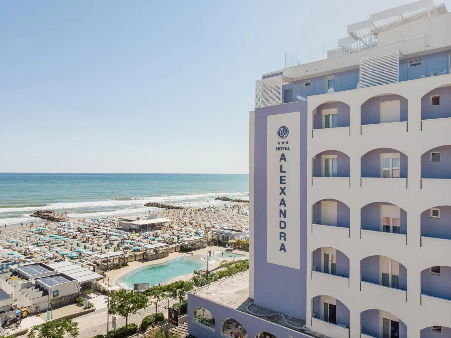 Alexandra BB & Brunch - Beach Front - Healthy XXL Breakfast & Brunch until 12 30