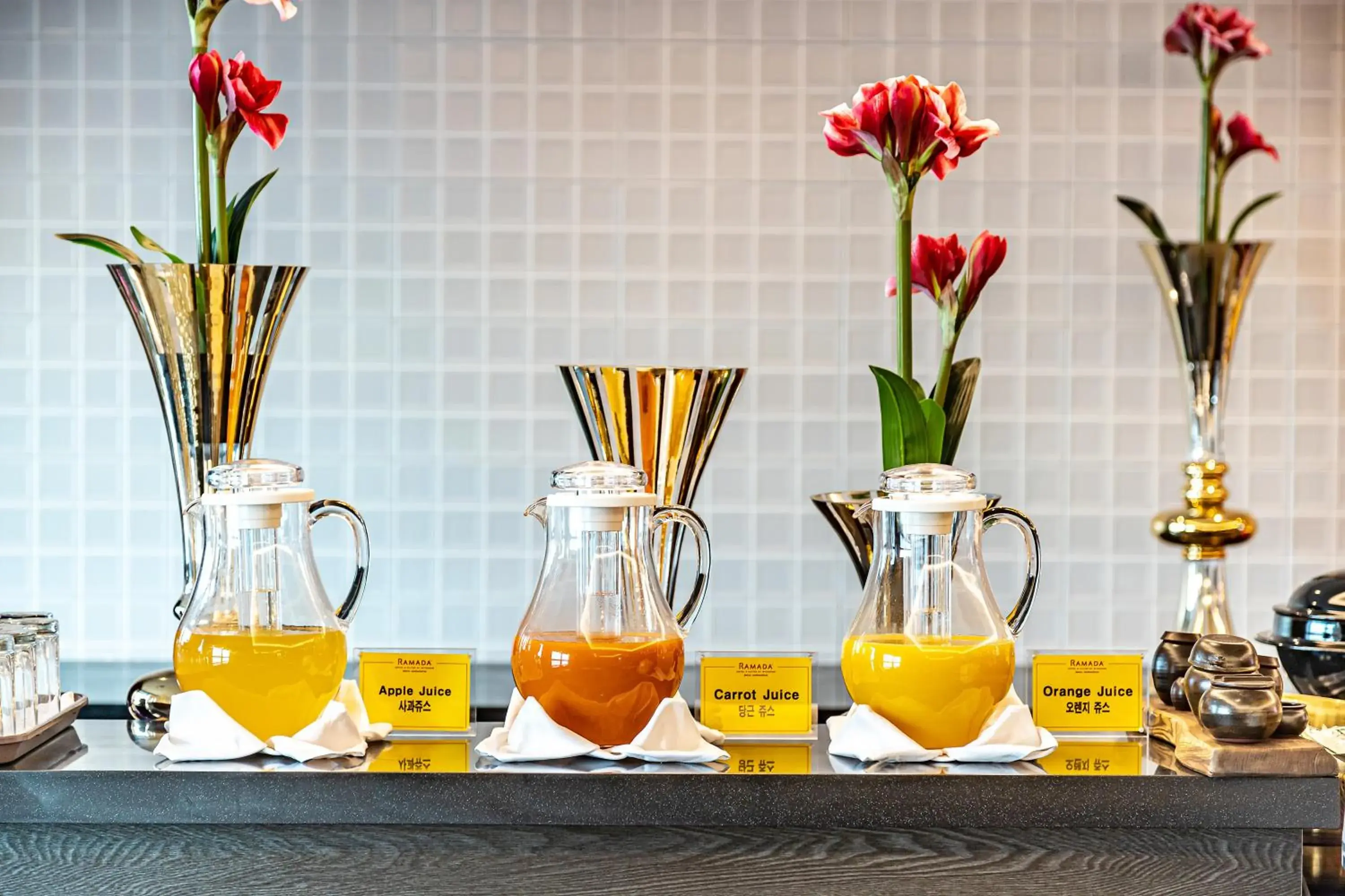 Breakfast in Ramada Hotel and Suites Seoul Namdaemun Breakfast in Ramada Hotel and Suites Seoul Namdaemun