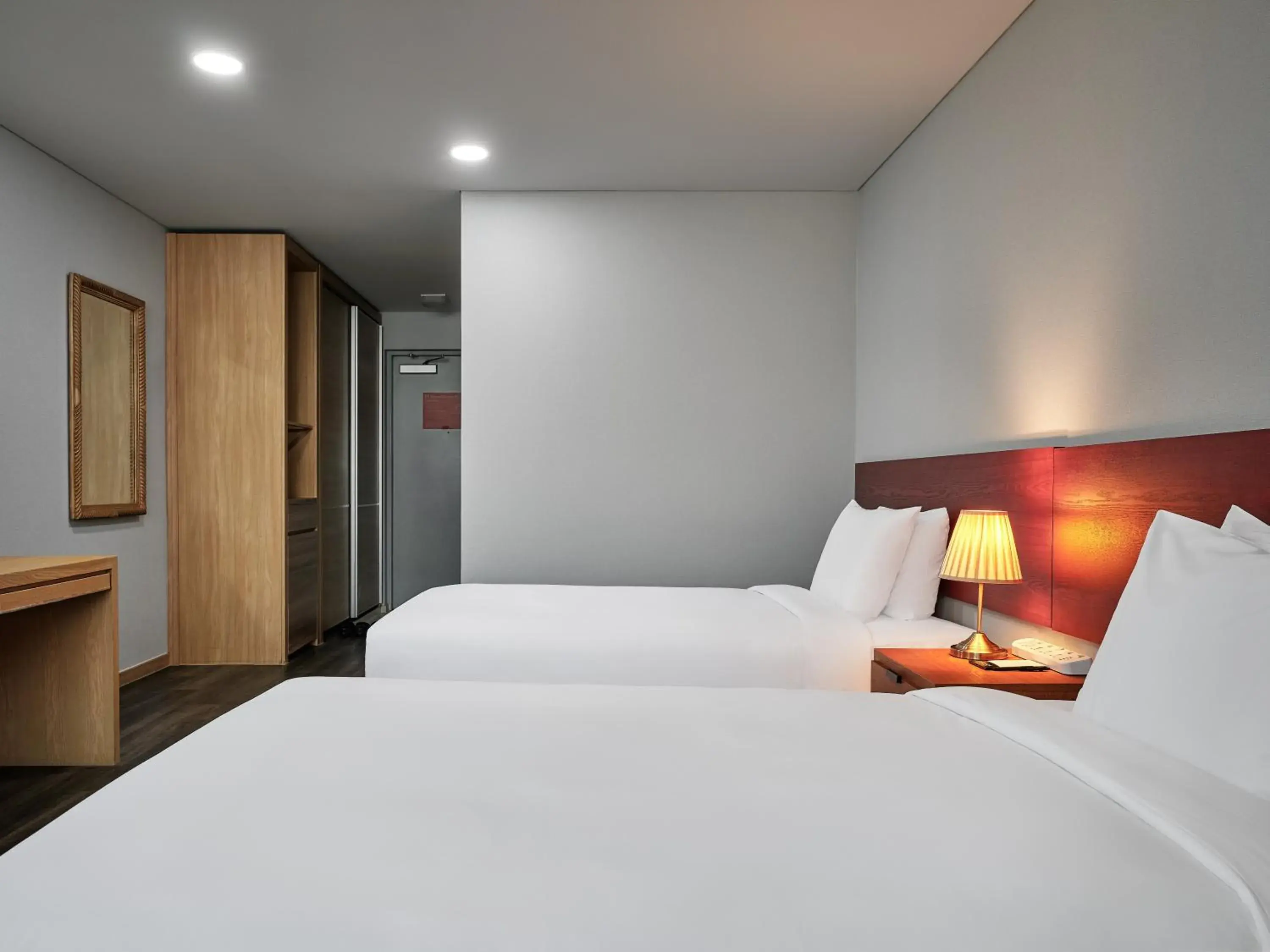 Decorative detail, Bed in Ramada Hotel and Suites Seoul Namdaemun Decorative detail, Bed in Ramada Hotel and Suites Seoul Namdaemun