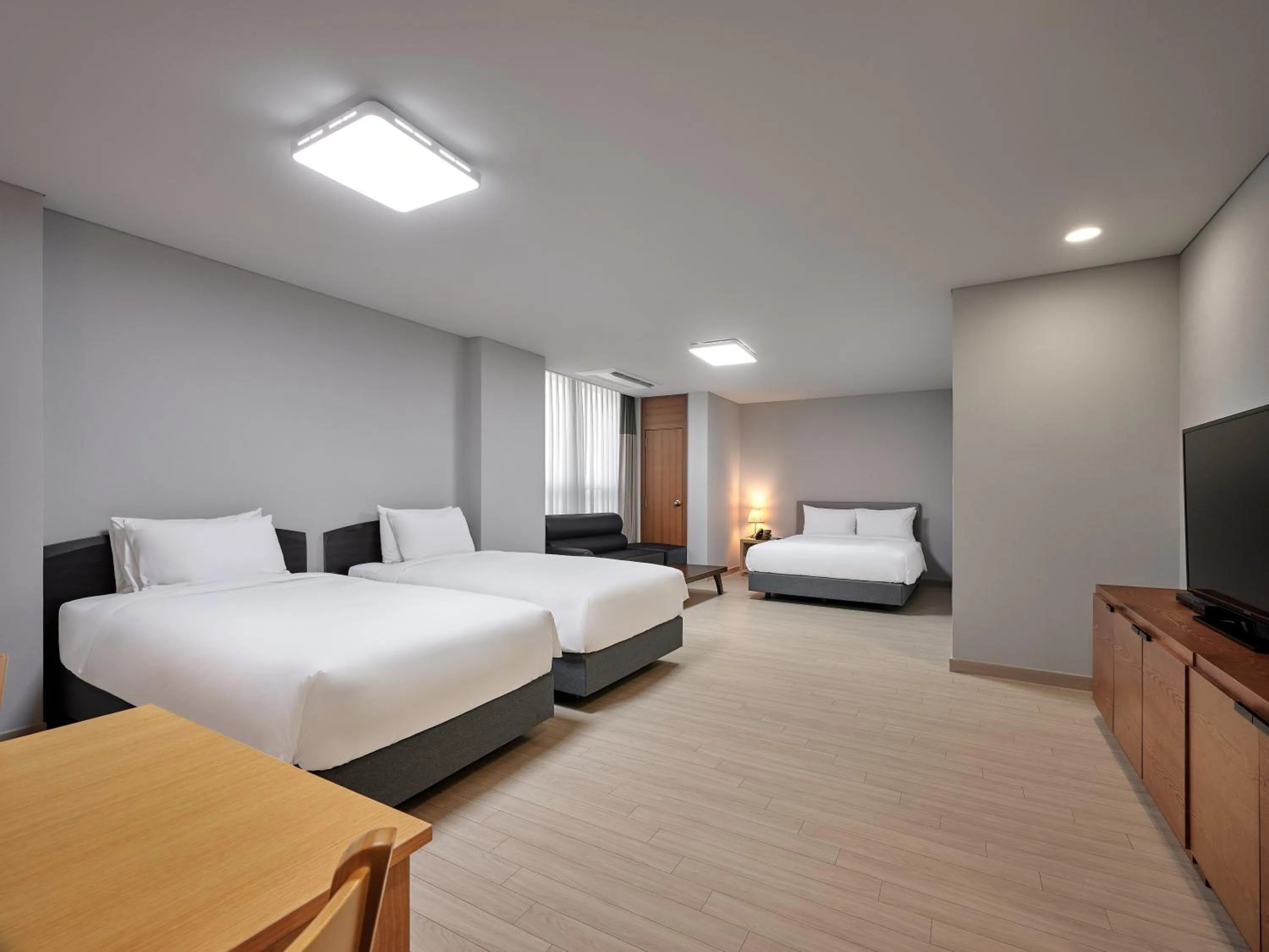 Decorative detail, Bed in Ramada Hotel and Suites Seoul Namdaemun