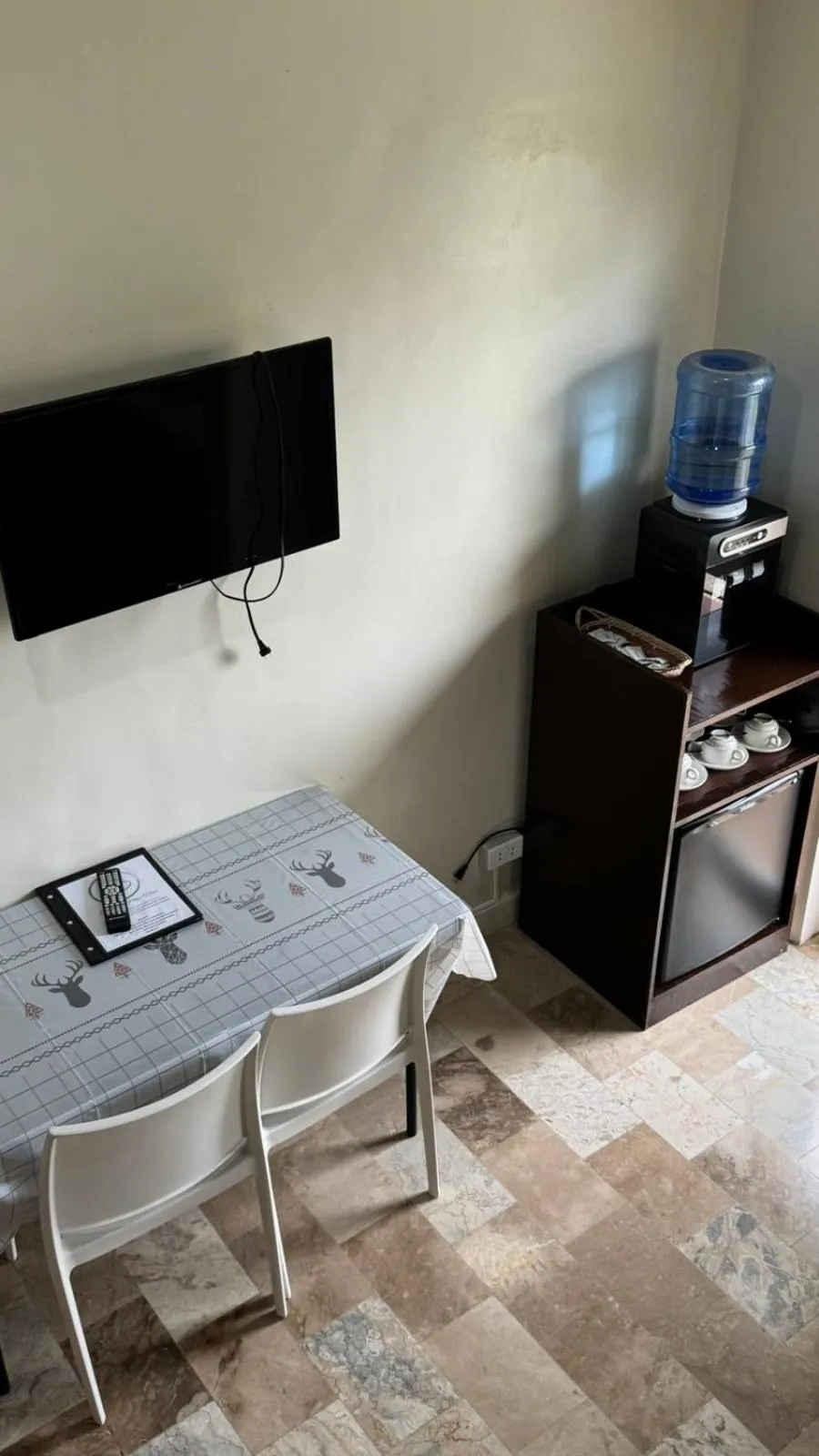 Elliannah Pines Hotel