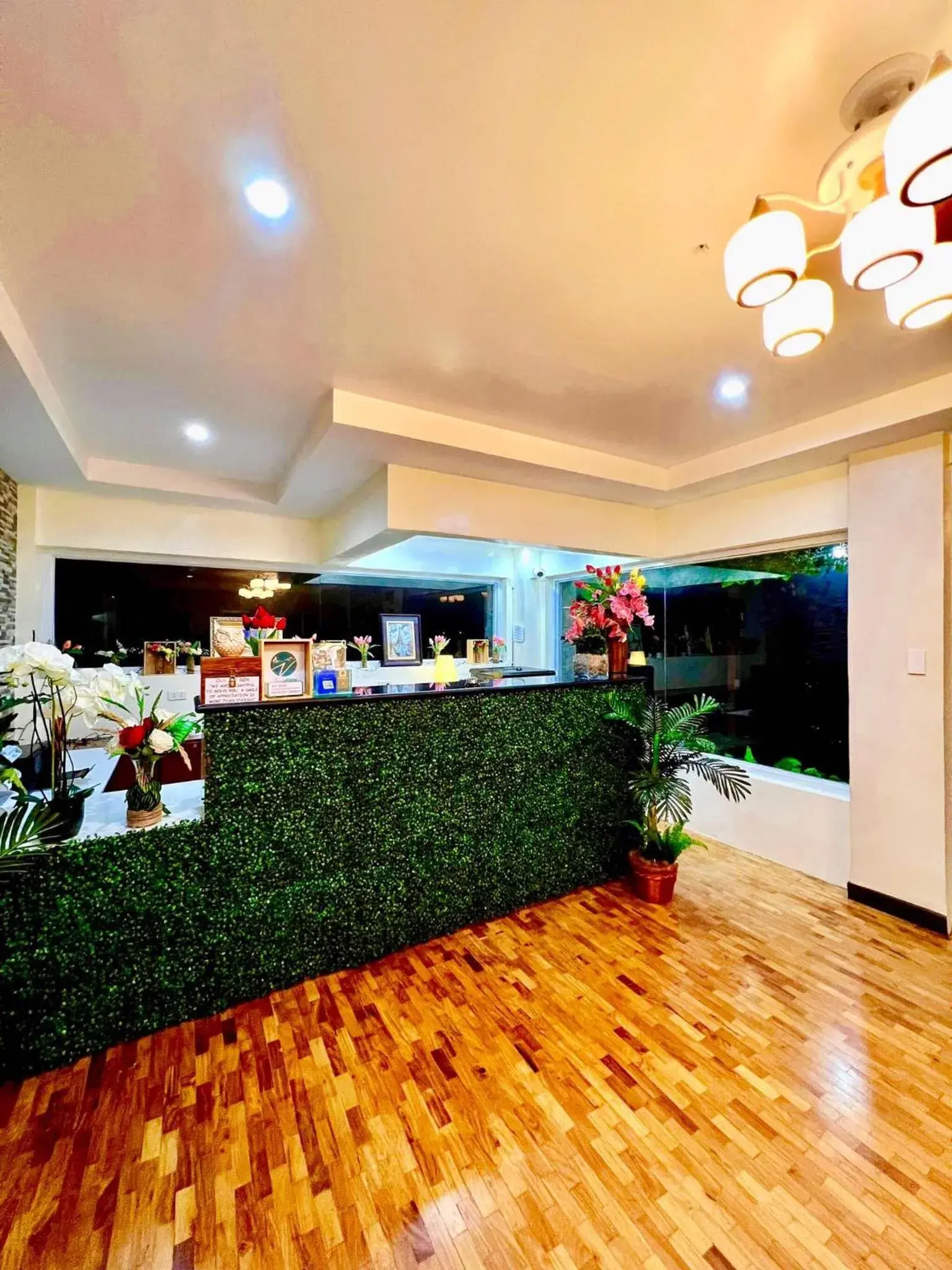 Lobby or reception in Elliannah Pines Hotel Lobby or reception in Elliannah Pines Hotel