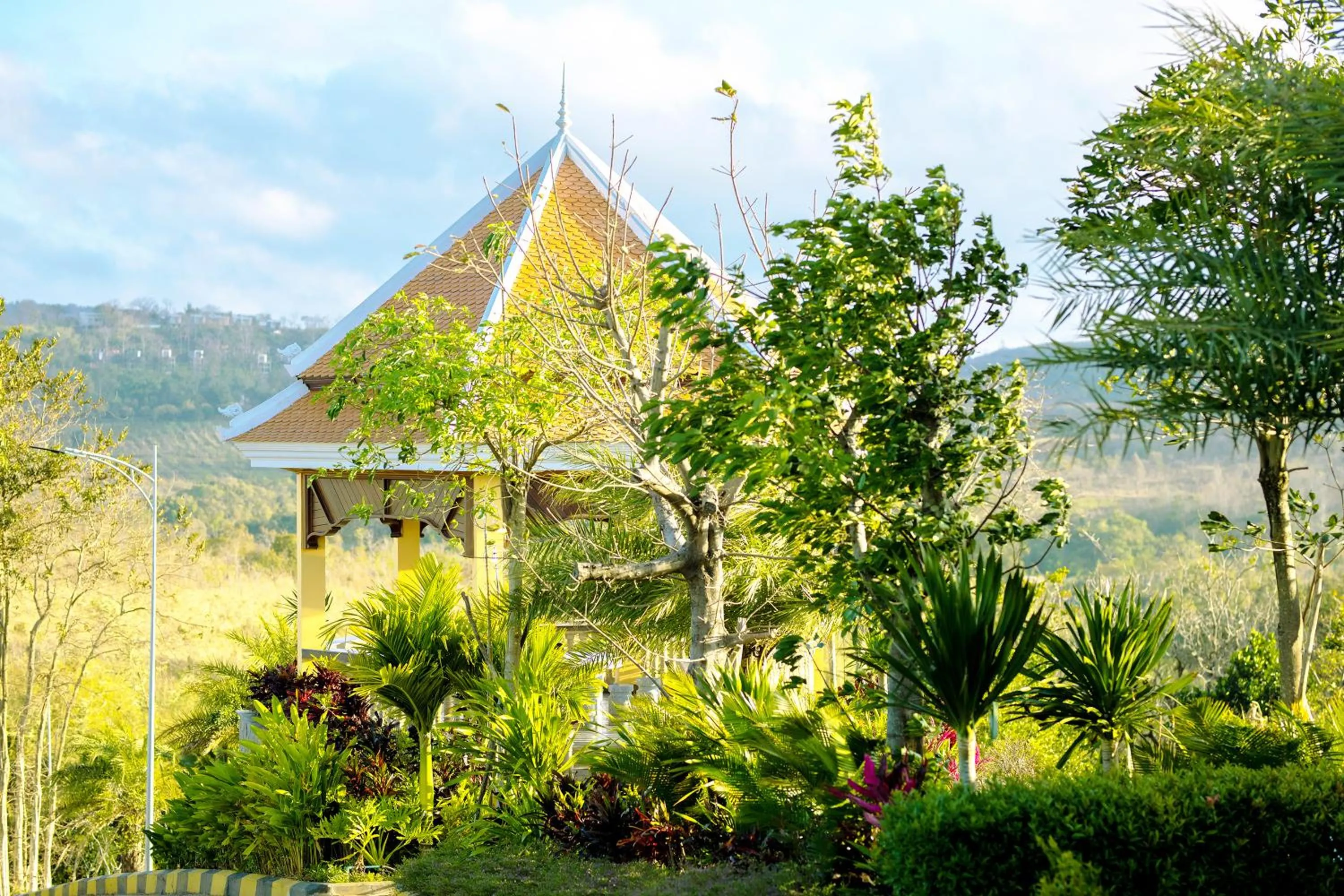 Property building in KNN Luxury Hill