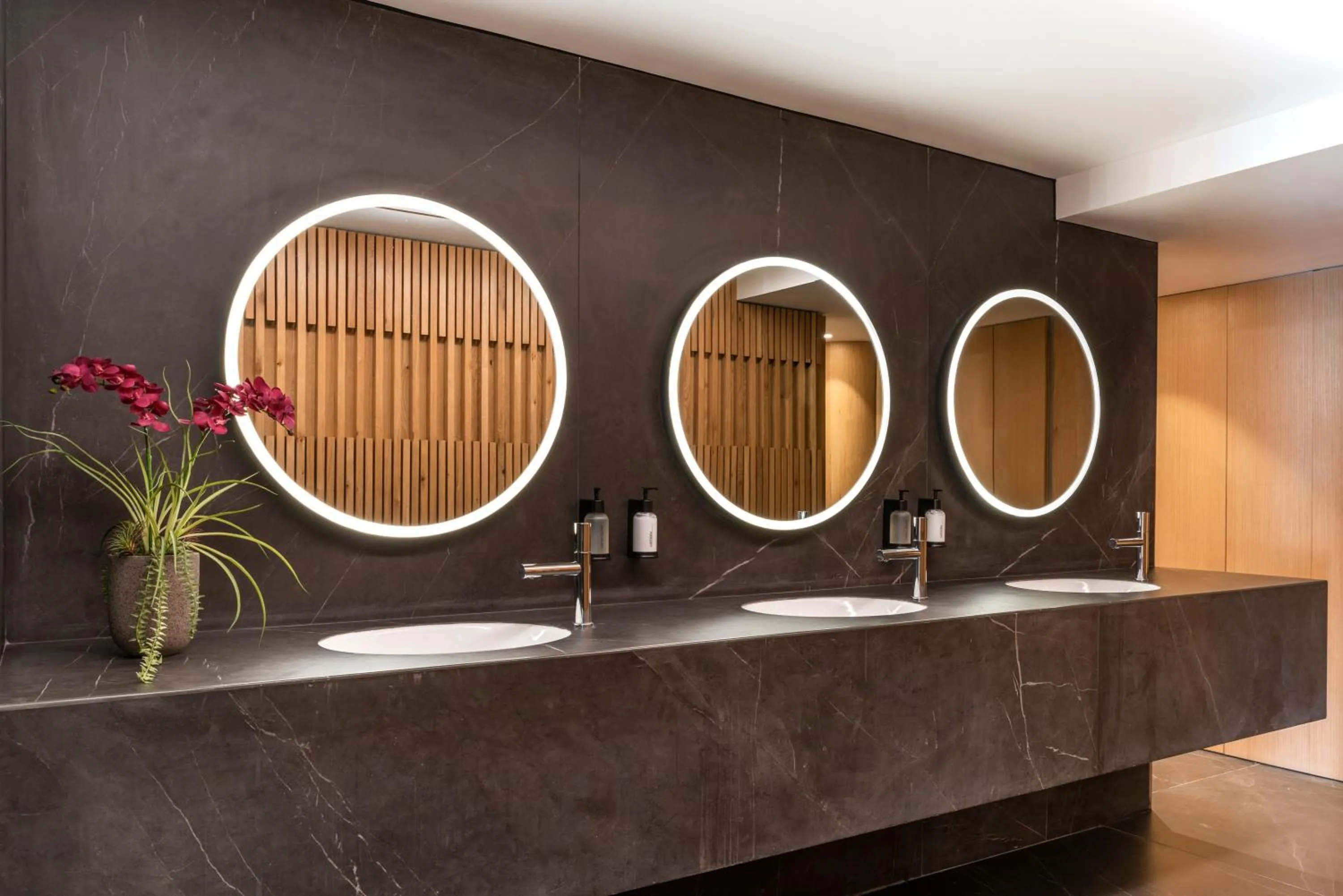 Bathroom in Andaz Condesa Mexico City, By Hyatt