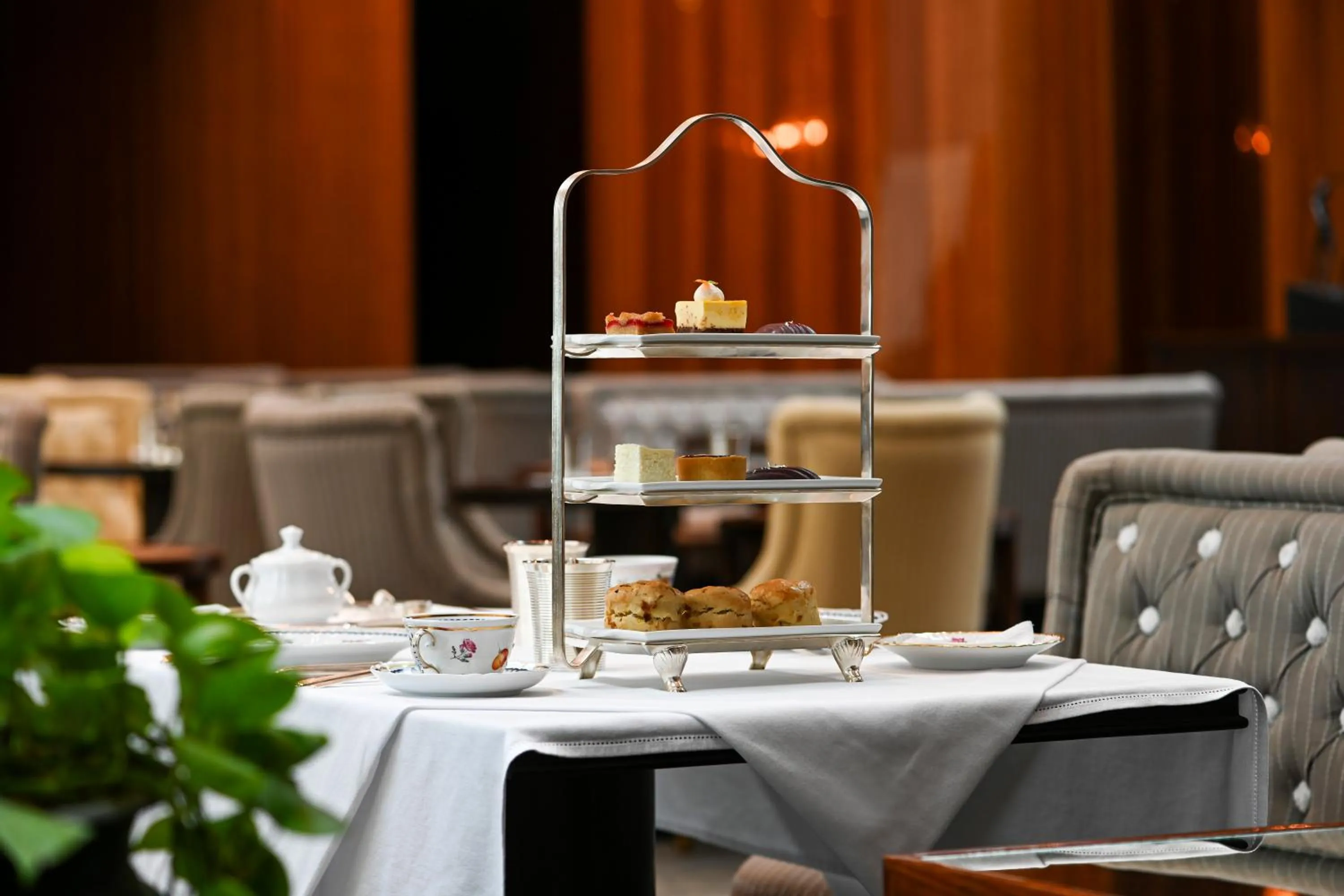 Restaurant/places to eat in Grand Hyatt Gurgaon