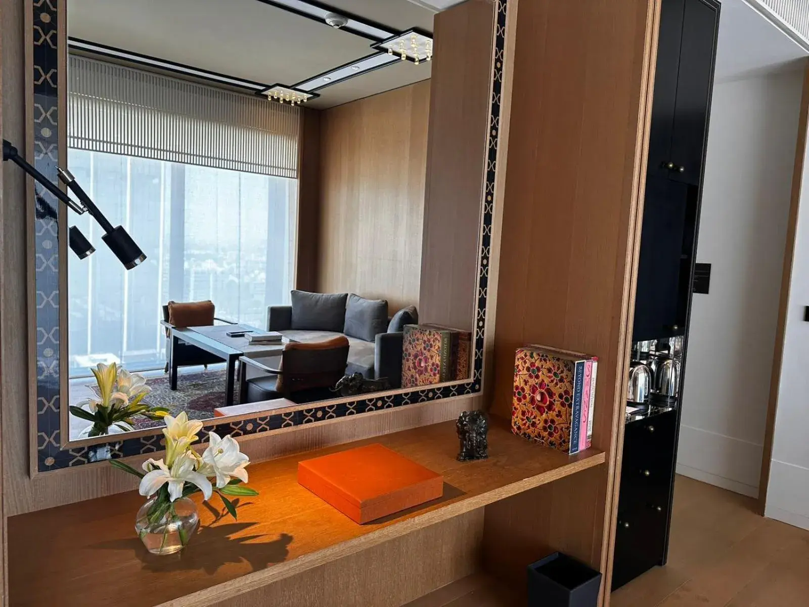 Grand Executive Suite Club hours and 1 way Airport transfer - single occupancy in Grand Hyatt Gurgaon Grand Executive Suite Club hours and 1 way Airport transfer - single occupancy in Grand Hyatt Gurgaon