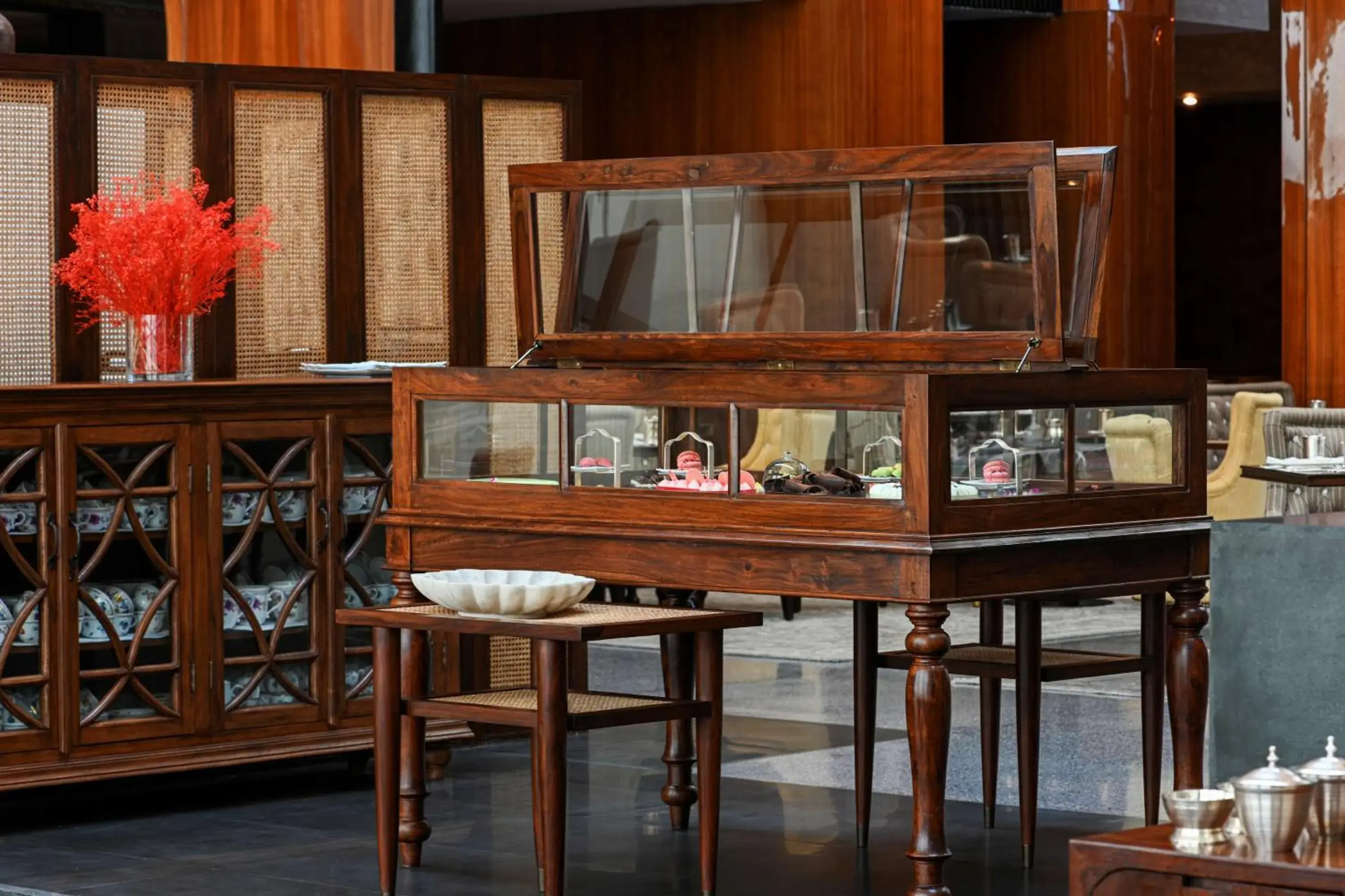 Lounge or bar in Grand Hyatt Gurgaon Lounge or bar in Grand Hyatt Gurgaon