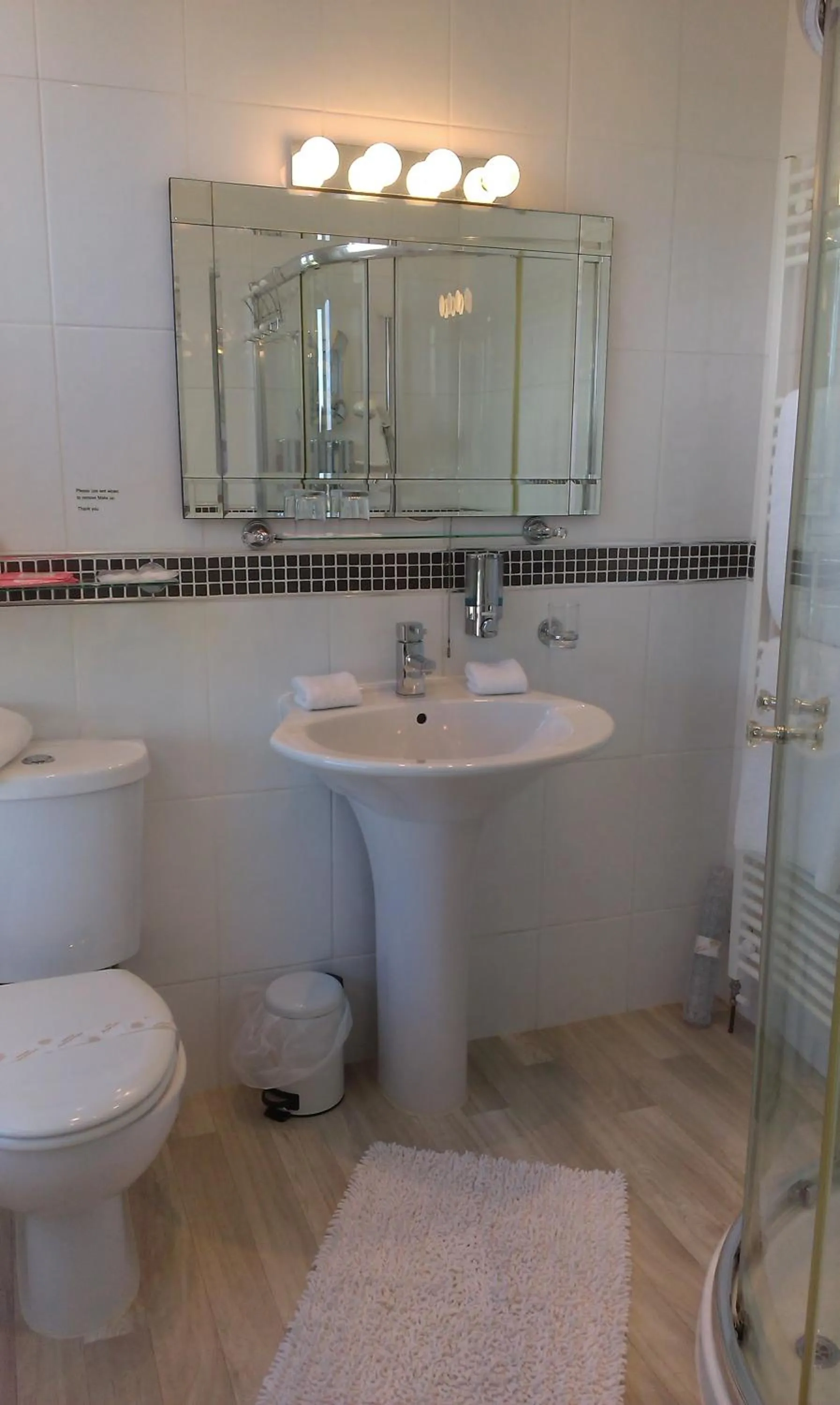 Bathroom in Min y Don Guest House