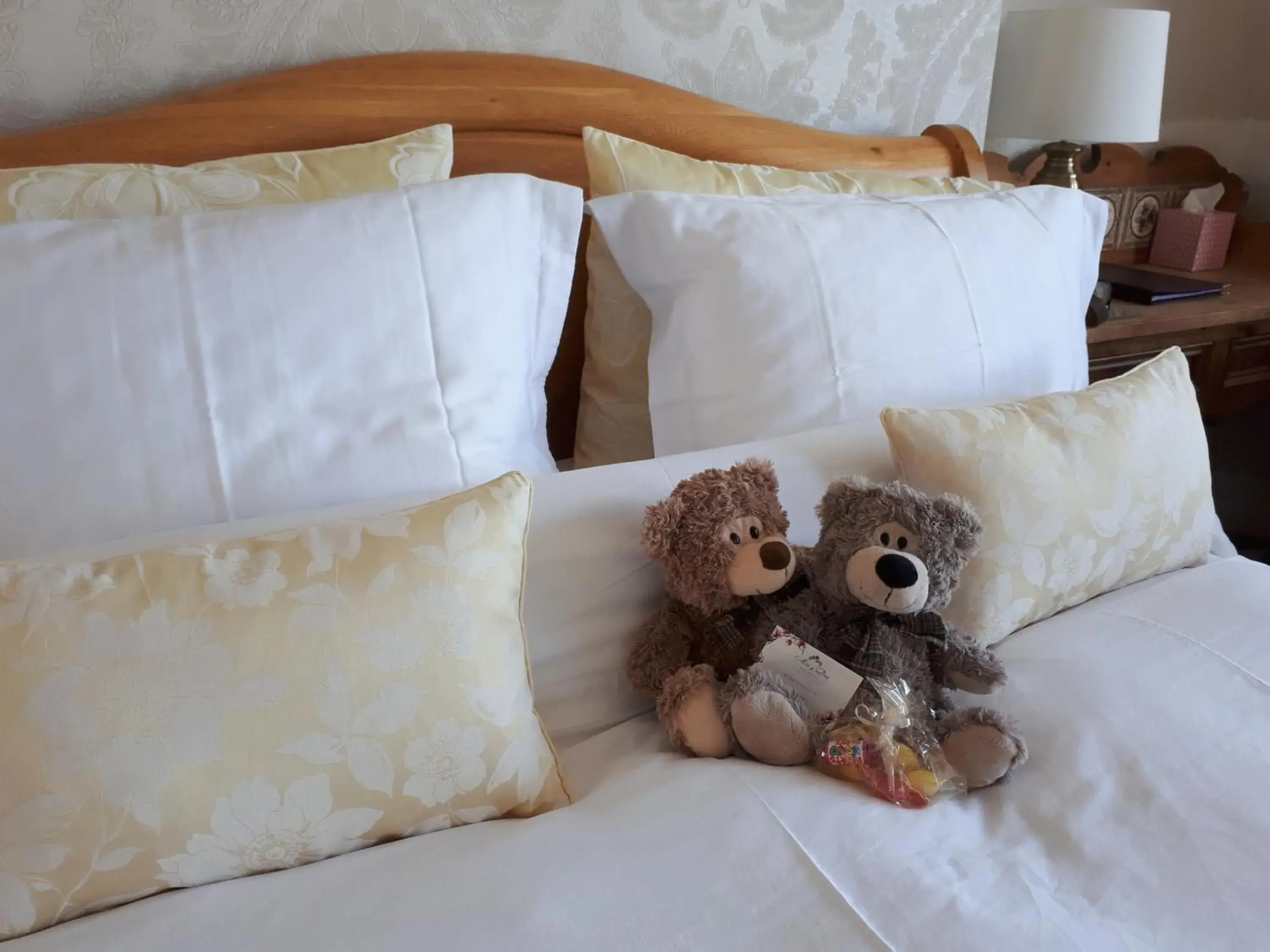 Suite with King-SIze Bed and Sea View in Min y Don Guest House Suite with King-SIze Bed and Sea View in Min y Don Guest House